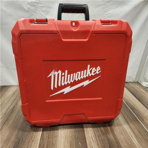 AS-IS Milwaukee-3632-21 M12 Green Beam Laser 360Â° 3-Plane Kit