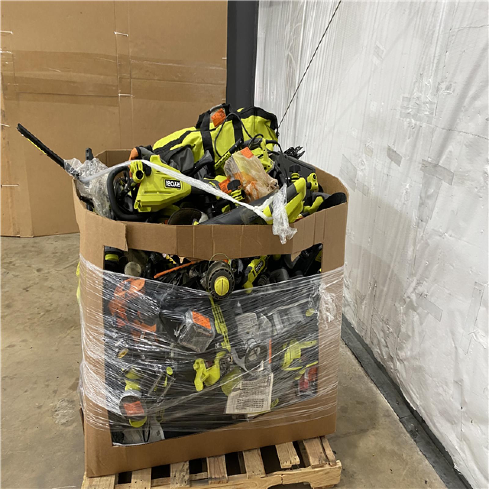 Houston Location AS IS - Tool Pallet