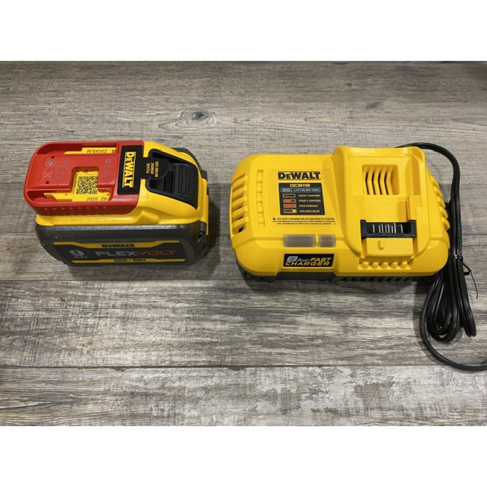 AS-IS DEWALT 20V/60V MAX FLEXVOLT Lithium-Ion 9.0Ah Battery and Charger Starter Kit