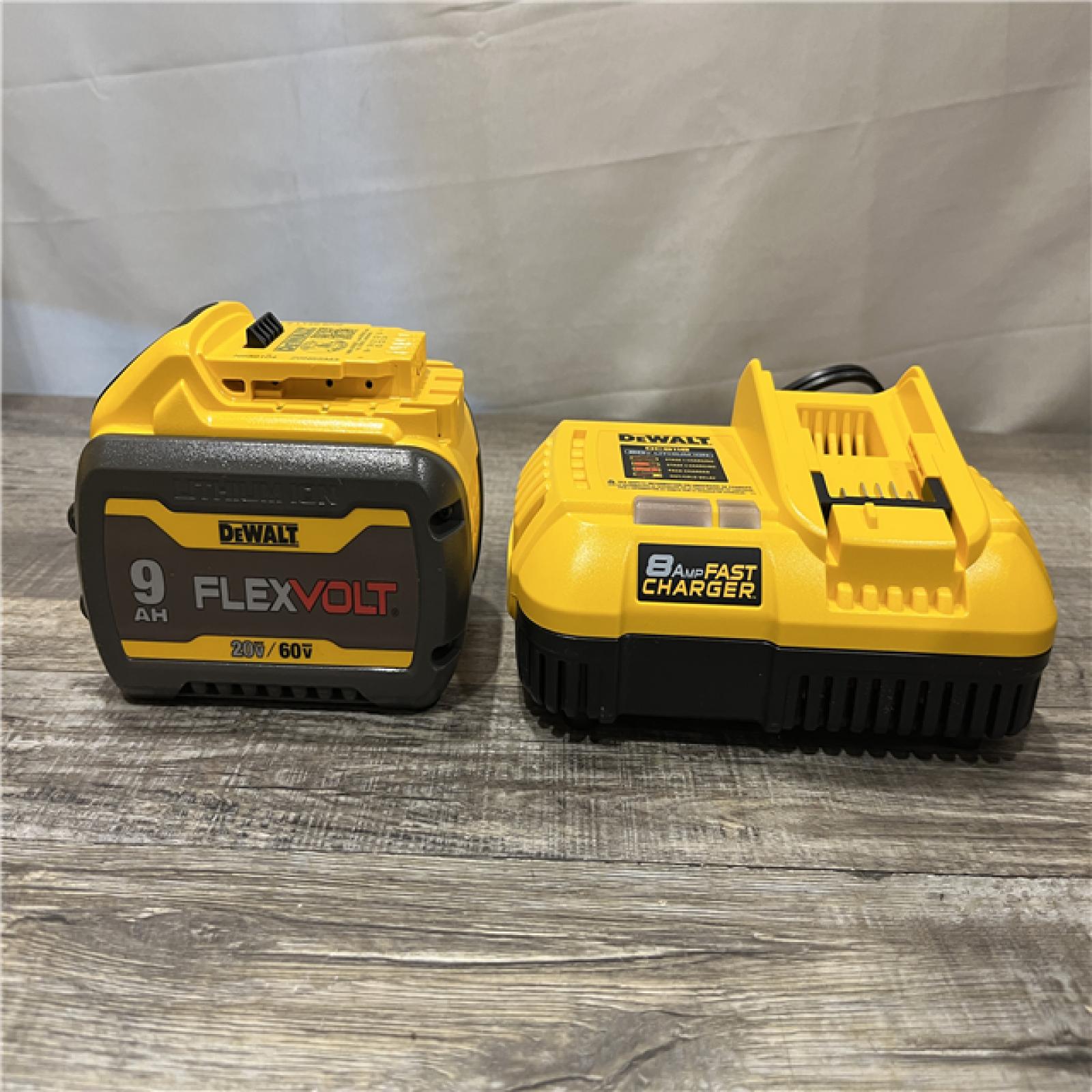 AS-IS DEWALT 20V/60V MAX FLEXVOLT Lithium-Ion 9.0Ah Battery and Charger Starter Kit