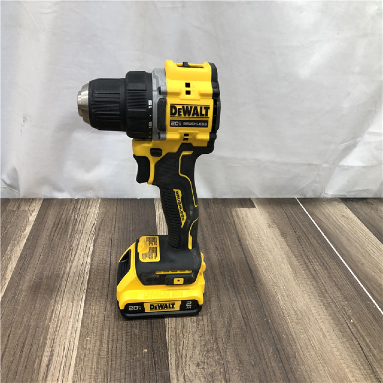 AS-IS DEWALT Atomic 20V Lithium-Ion Cordless Compact 1/2 in. Drill/Driver Kit
