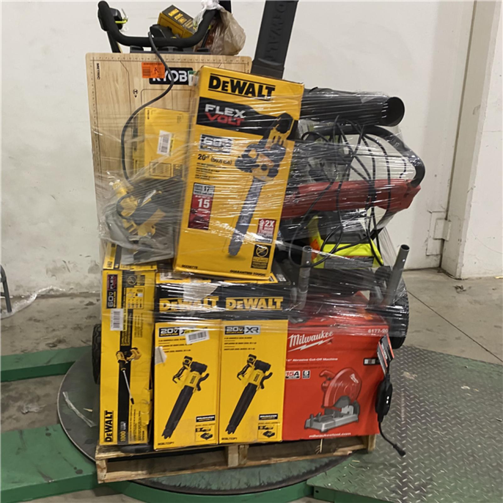 Dallas Location - As-Is Tool Pallet