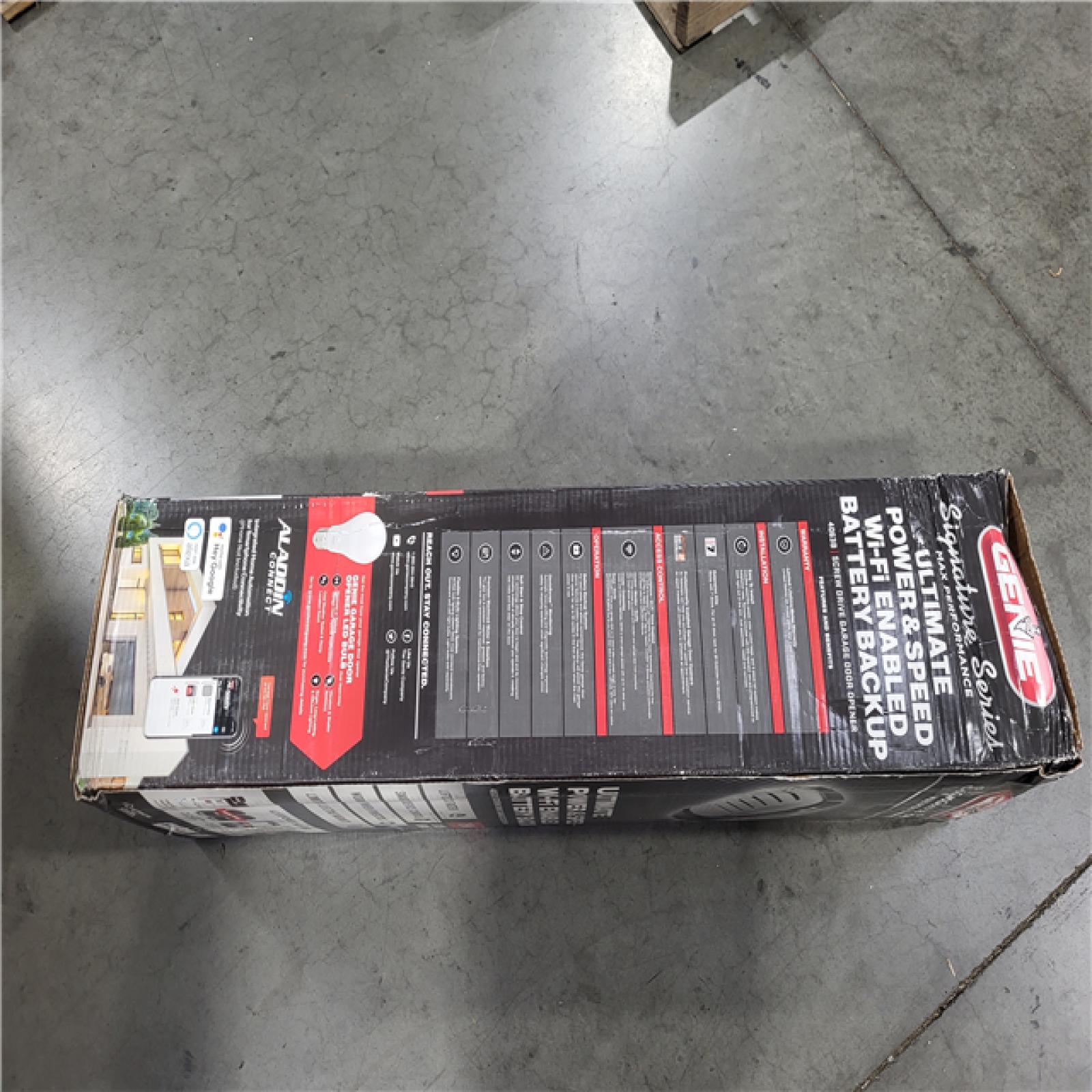 CALIFORNIA AS-IS APPEARS NEW GENIE SCREW DRIVE GARAGE DOOR OPENER