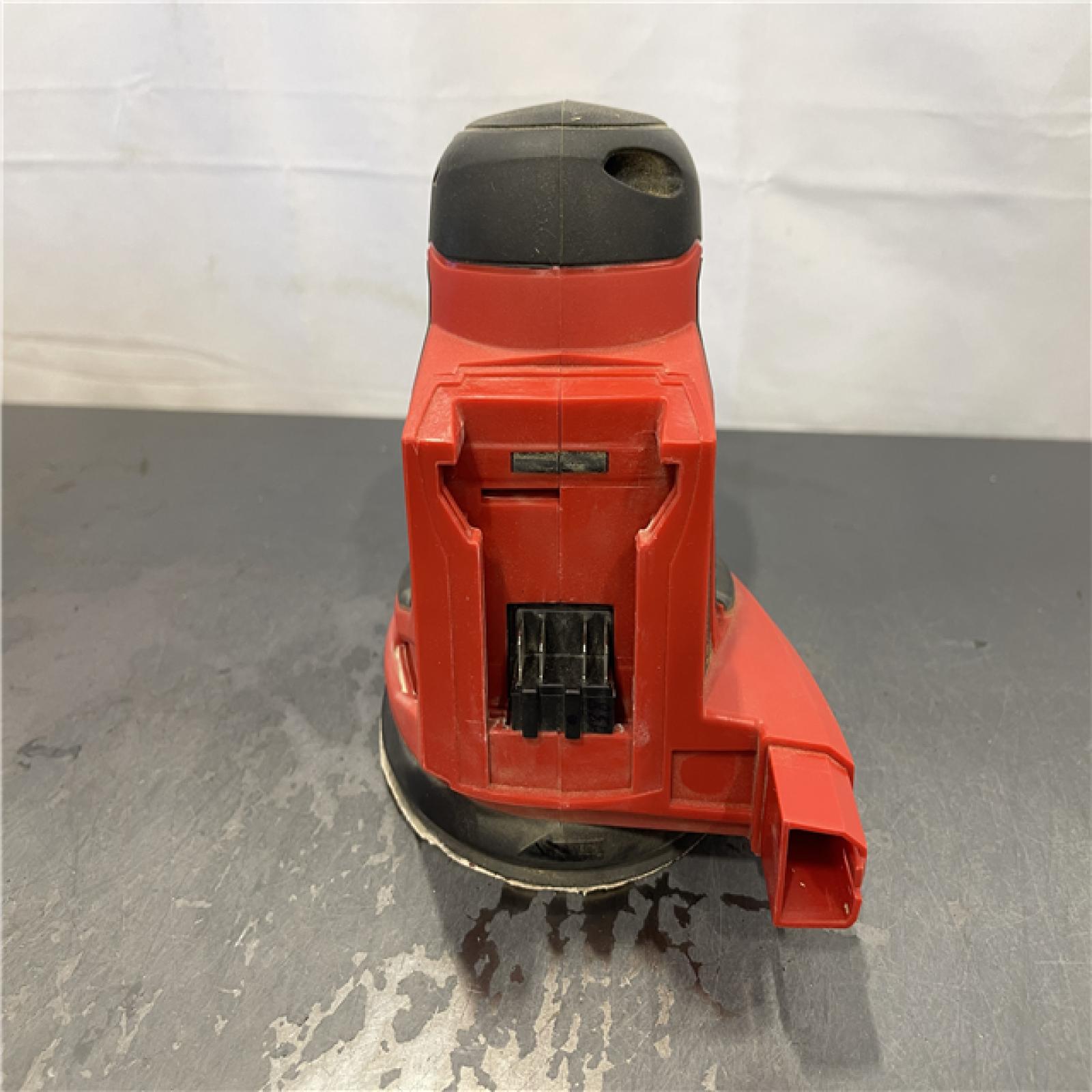 AS-IS - Milwaukee M18 18V Lithium-Ion Cordless 5 in. Random Orbit Sander