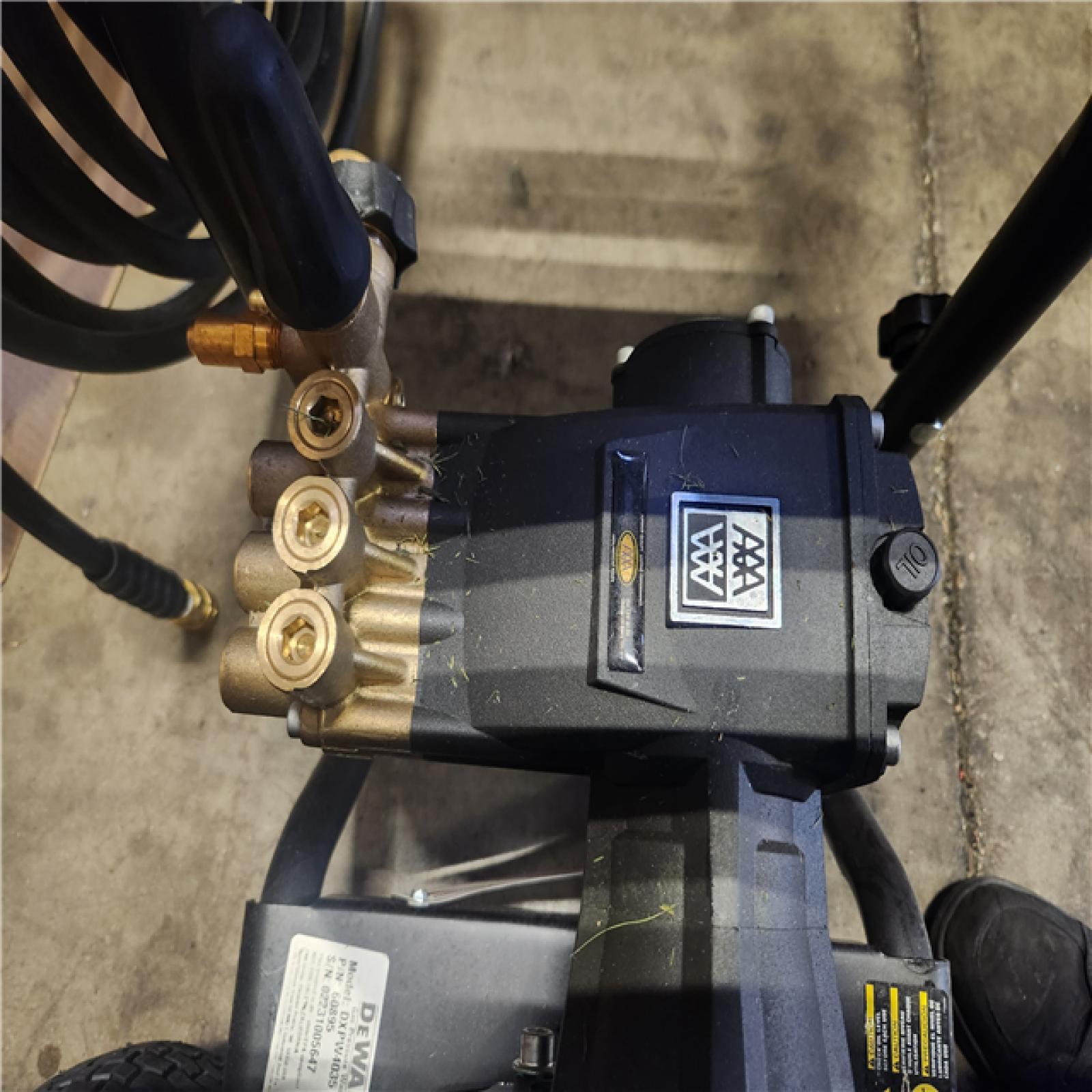 Phoenix Location Good Condition DEWALT DXPW4035 4000 PSI at 3.5 GPM