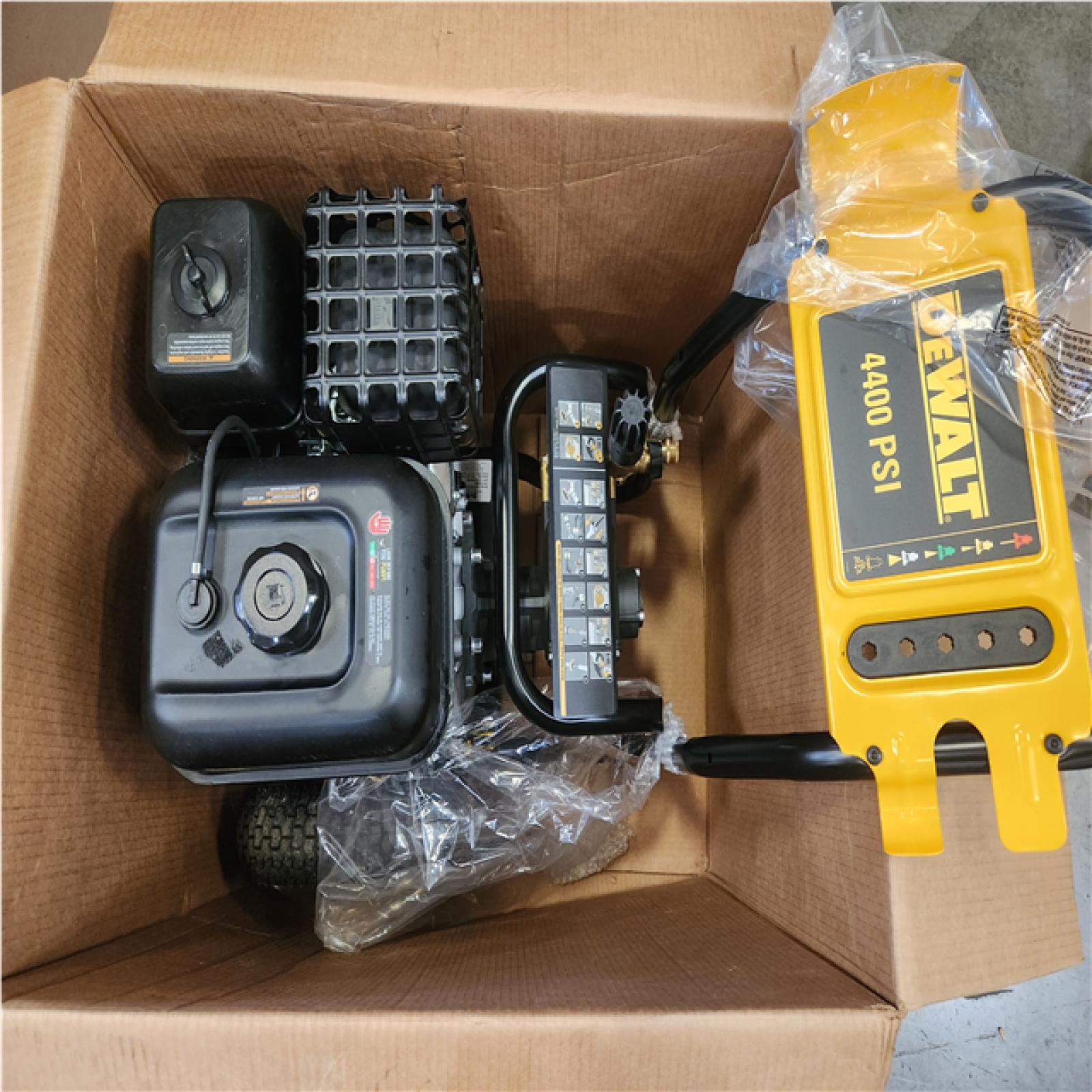 Phoenix NEW DEWALT 4400 PSI 4.0 GPM Cold Water Gas Pressure Washer (No Hose)