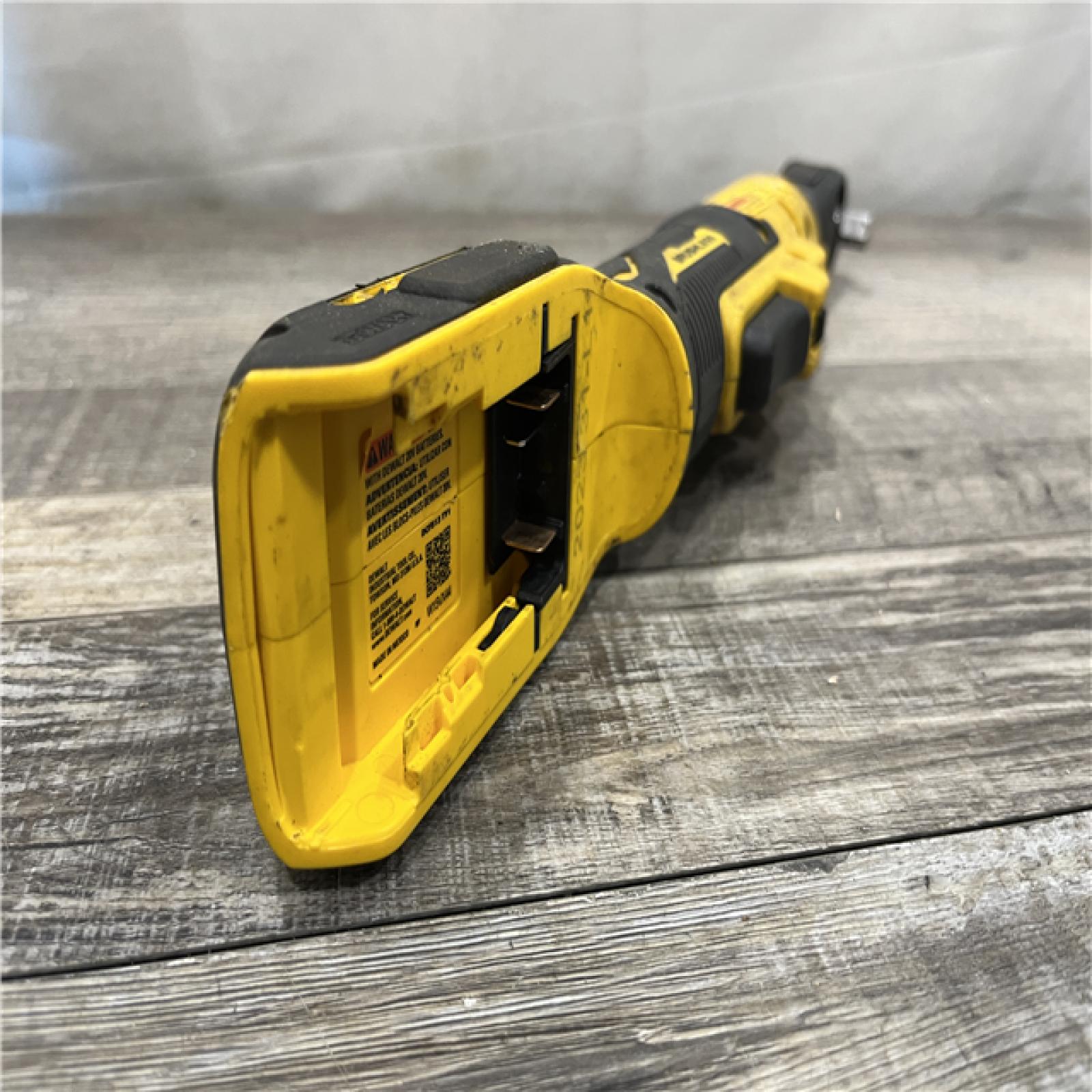AS-IS DEWALT ATOMIC 20V MAX Cordless 3/8 in. Ratchet (Tool Only)