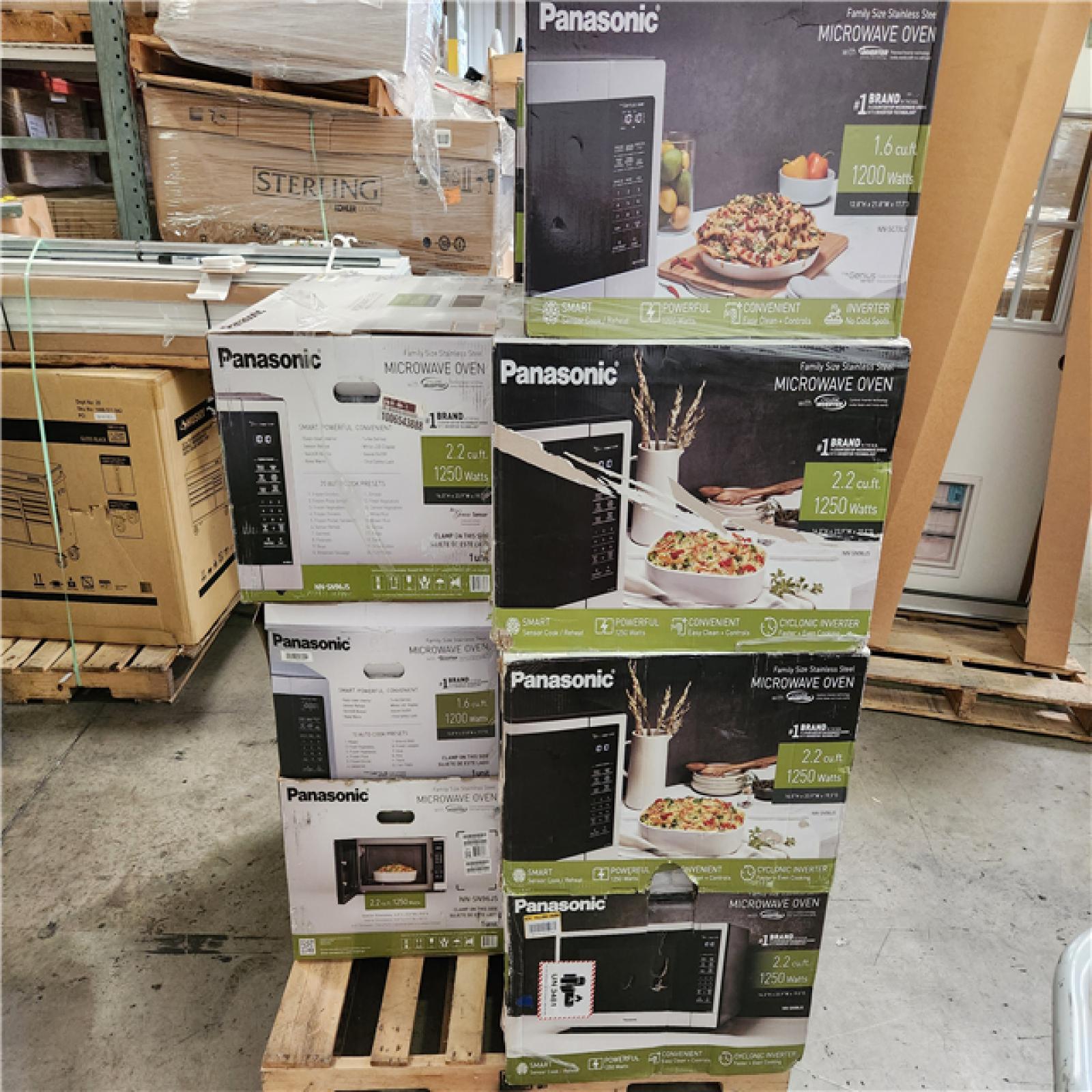 Phoenix Location Mixed Panasonic Countertop Microwave in Stainless Steel Pallet (11 Microwaves)