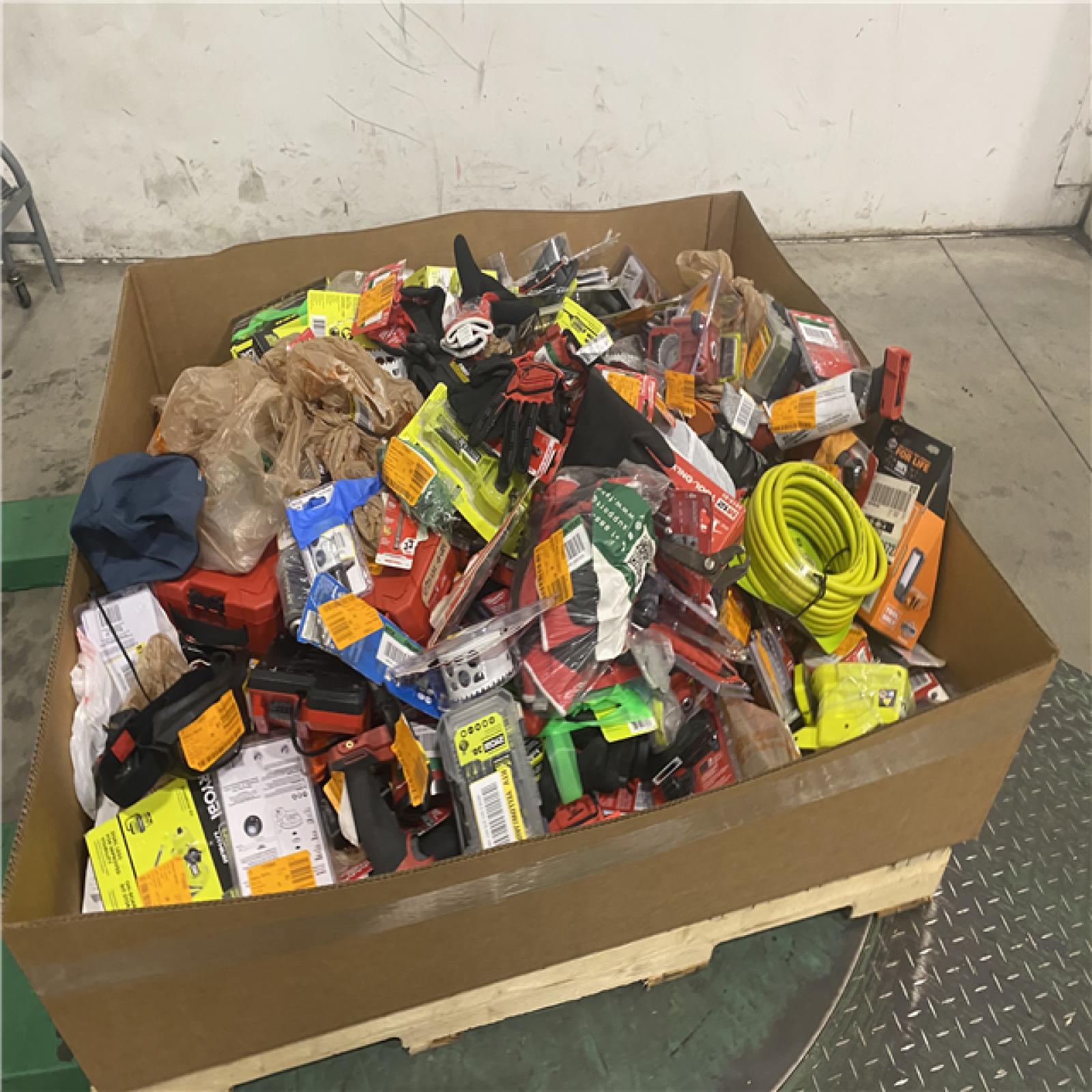 DALLAS LOCATION- AS-IS TOOL PALLET