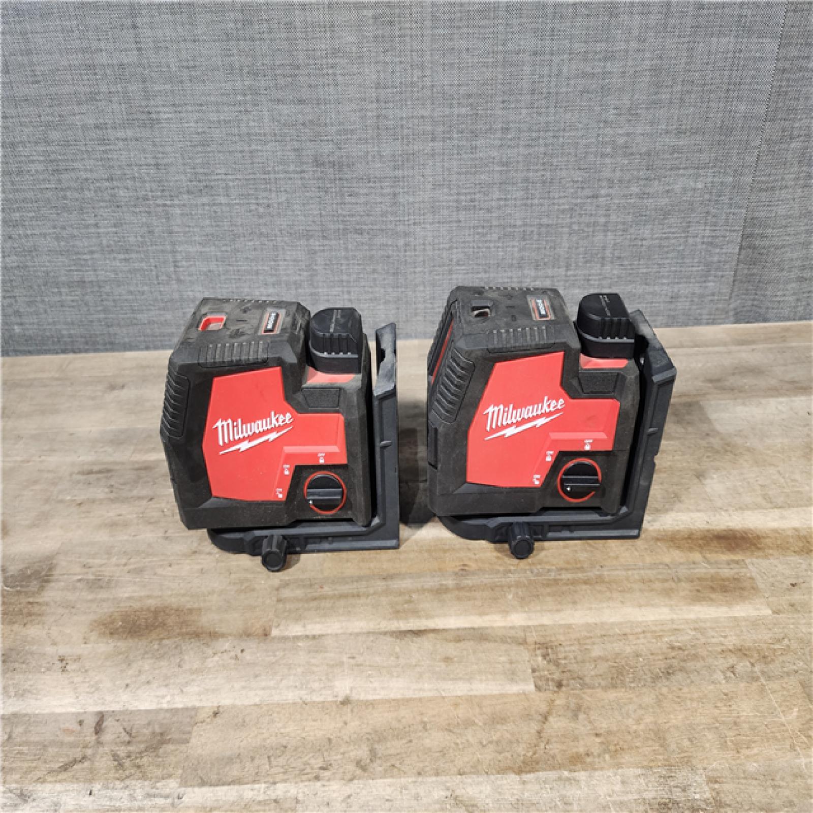 HOUSTON LOCATION - AS-IS MILWAUKEE 2 TOOL COMBO