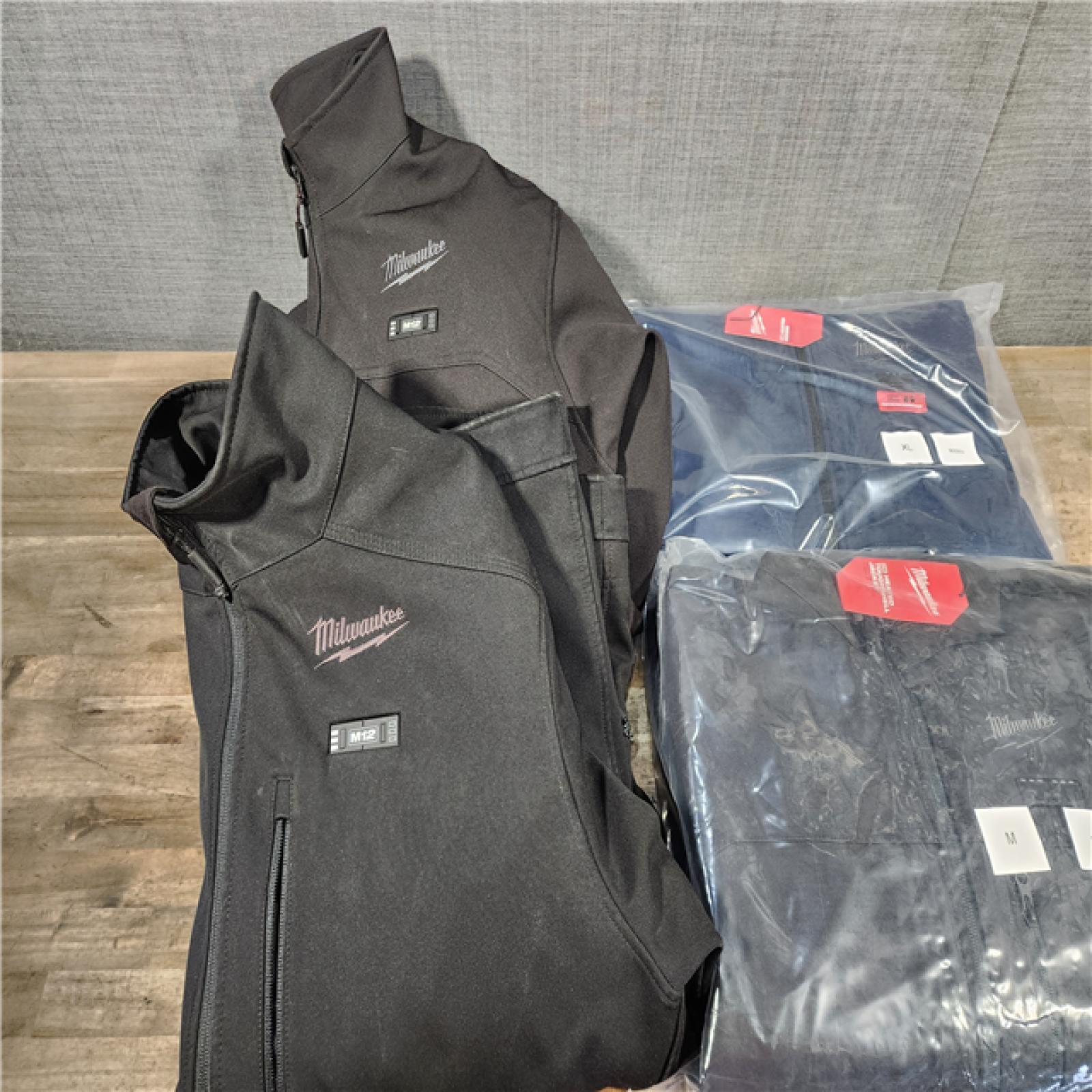 HOUSTON LOCATION - AS-IS MILWAUKEE 4 HEATED CLOTHING COMBO KIT