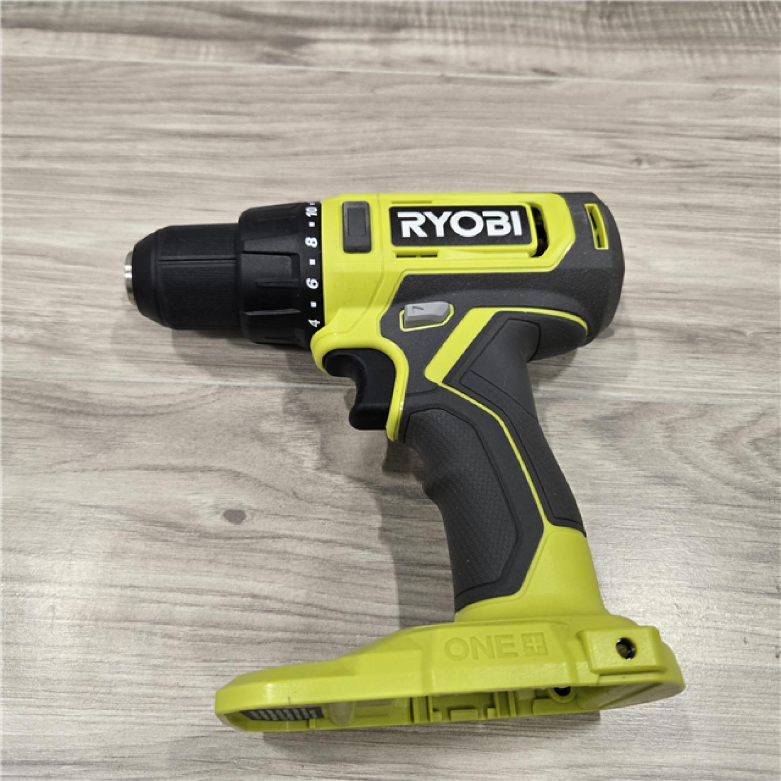 LIKE NEW! - RYOBI ONE+ 18V Cordless 1/2 in. Drill/Driver Kit