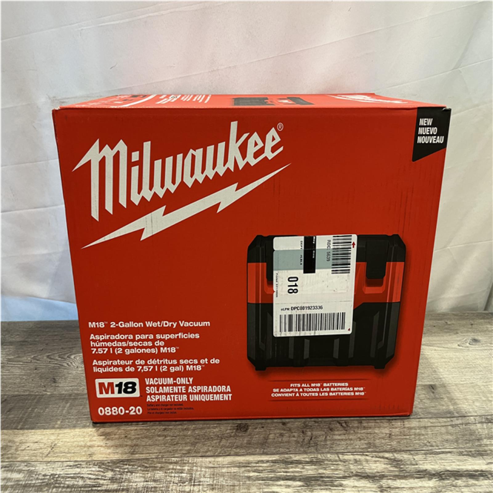 NEW - Milwaukee 18-Volt 2 Gal. Lithium-Ion Cordless Wet/Dry Vacuum (Vacuum-Only)