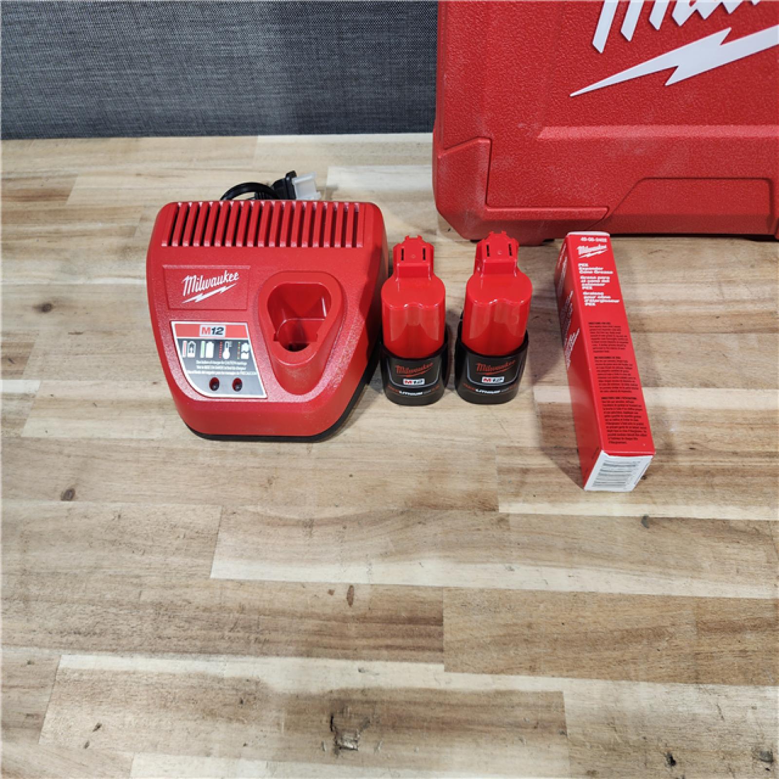 HOUSTON LOCATION - AS-IS M12 12-Volt Lithium-Ion Cordless PEX Expansion Tool Kit with (2) 1.5 Ah Batteries  (3) Expansion Heads and Hard Case