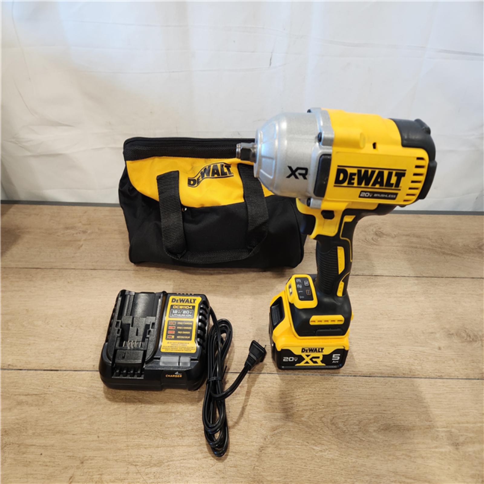 AS-IS- DEWALT 20V MAX Lithium-Ion Cordless 1/2 in. Impact Wrench Kit