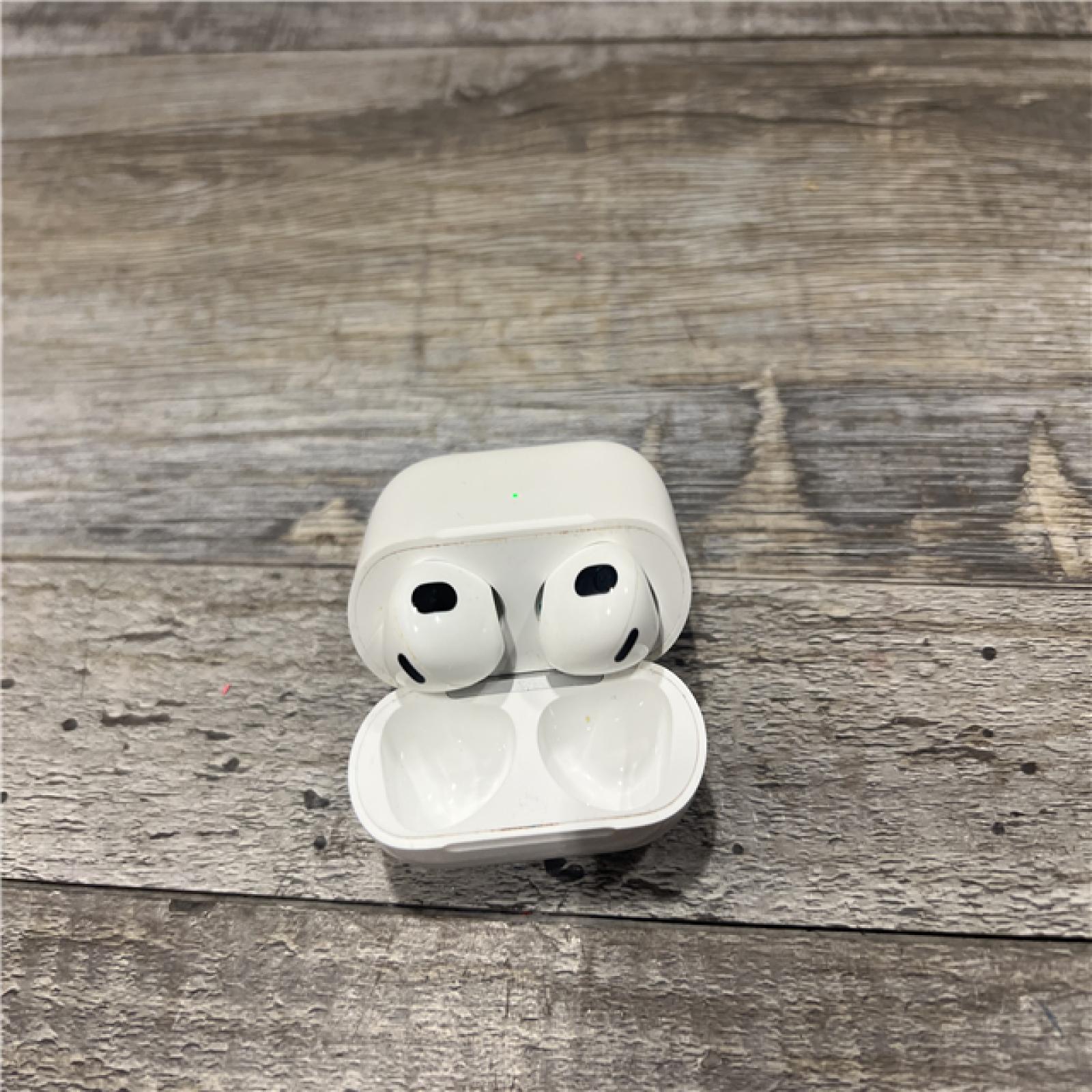 AS-IS AirPods (3rd Generation) with Lightning Charging Case