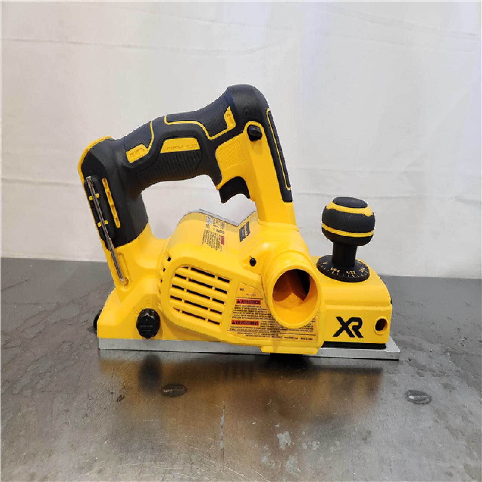 AS-IS- DEWALT DCP580B 20V MAX Lithium Ion Brushless Planer