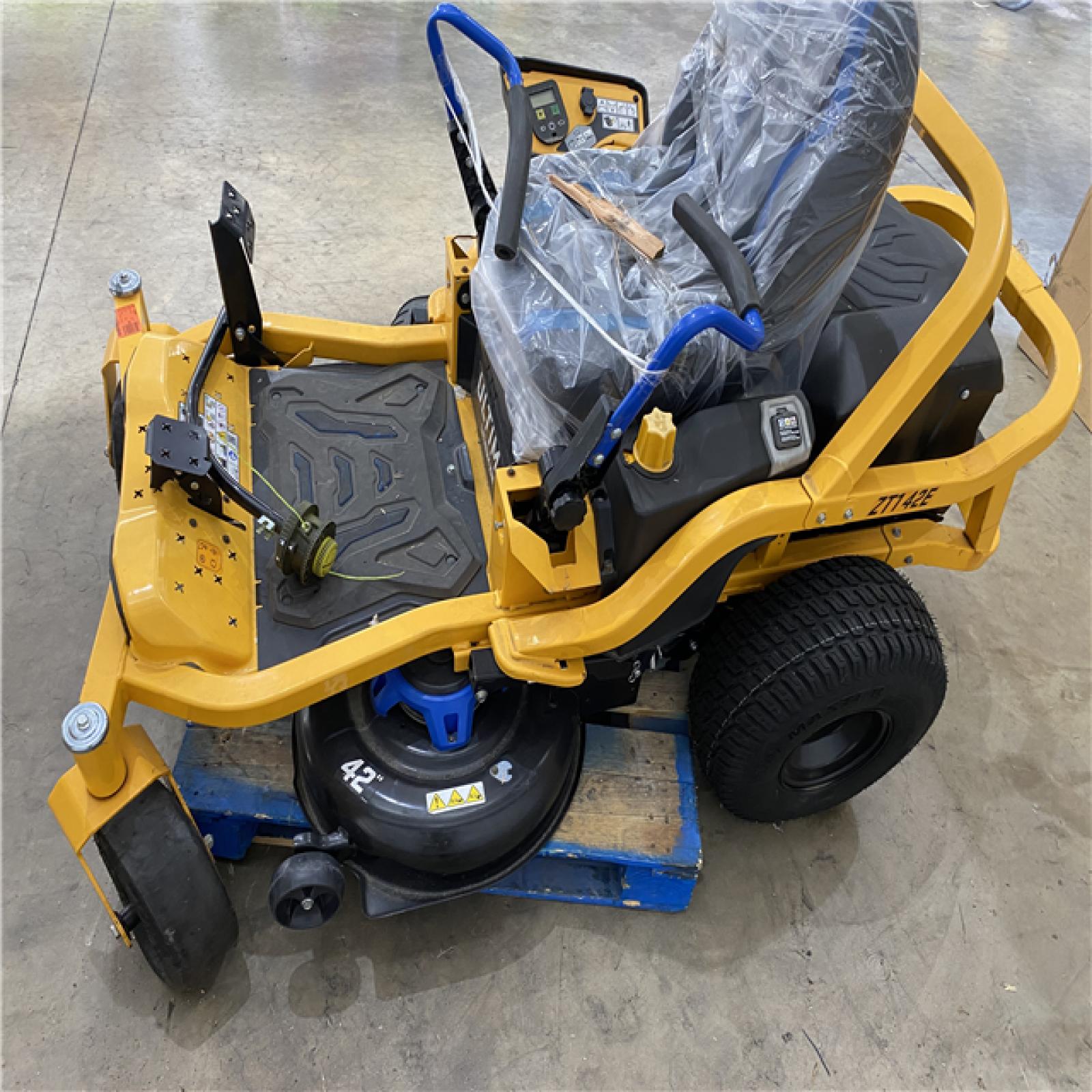 Houston Location AS IS - Cub Cadet ZT1 42E Ultima Lithium Ion 42 Riding Mower