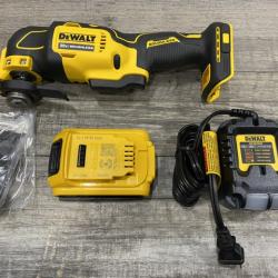 LIKE NEW - DEWALT ATOMIC 20V MAX Cordless Brushless Oscillating Multi Tool Kit