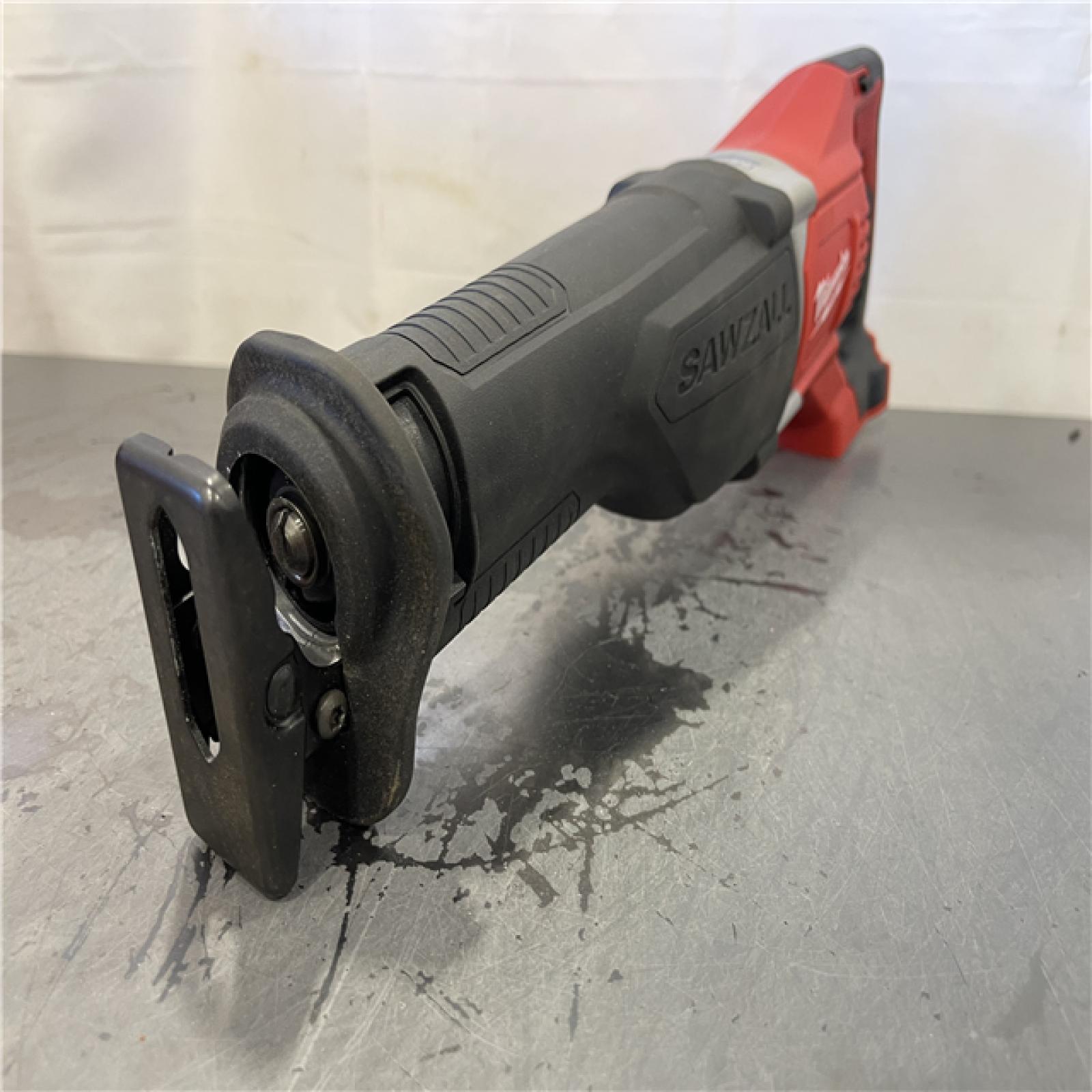AS-IS - Milwaukee M18 18V Lithium-Ion Cordless SAWZALL Reciprocating Saw