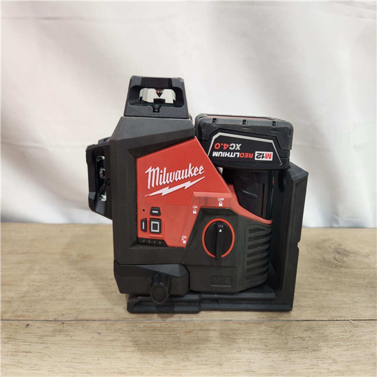 AS-IS- Milwaukee-M12 Green Beam Laser 360° 3-Plane Kit