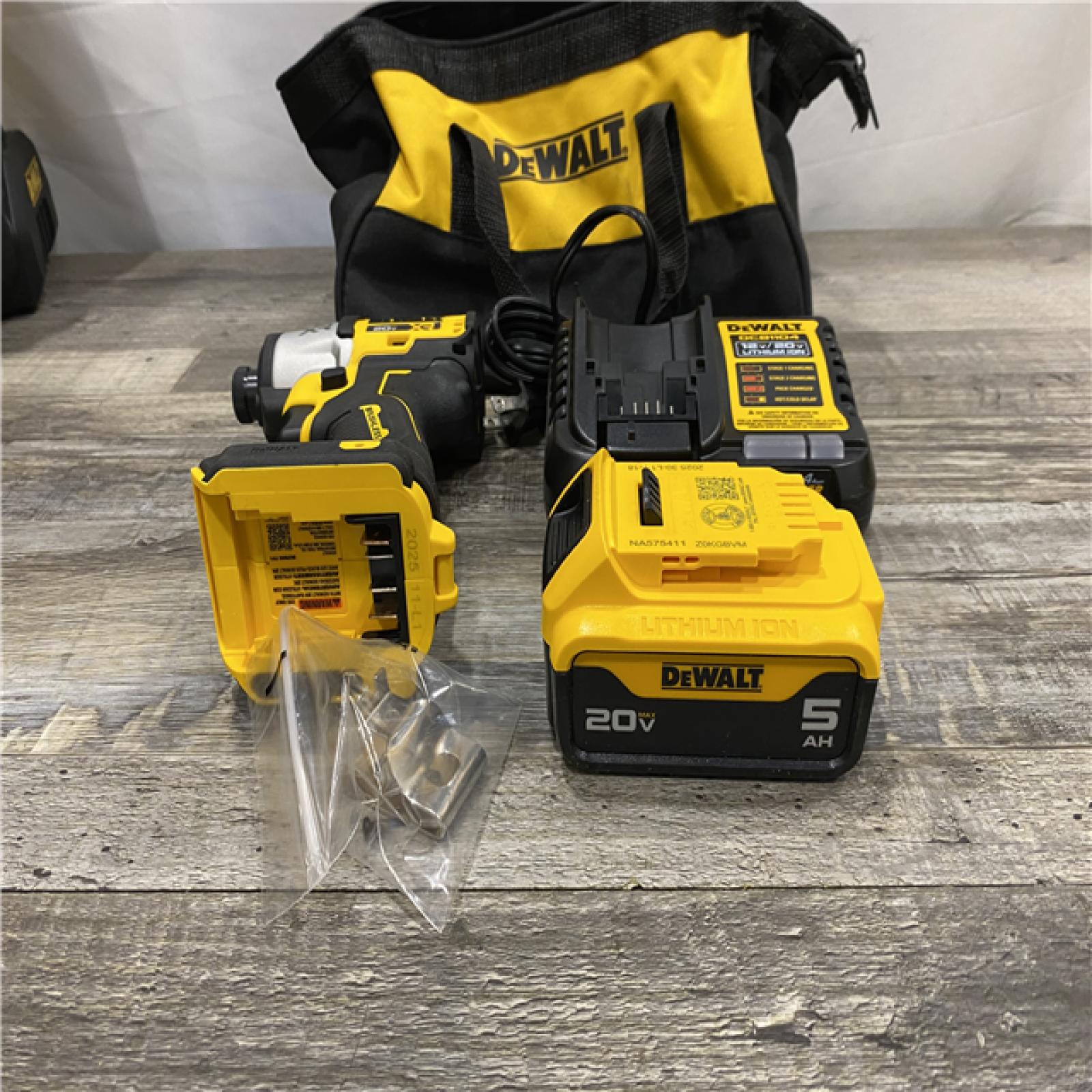 AS-IS DEWALT 20-Volt Maximum XR Lithium-Ion Cordless Brushless 1/4 in. 3-Speed Impact Driver Kit