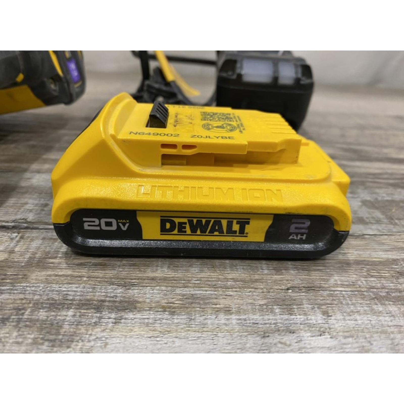 AS-IS DEWALT ATOMIC 20V MAX Lithium Ion Cordless 23 Gauge Pin Nailer Kit