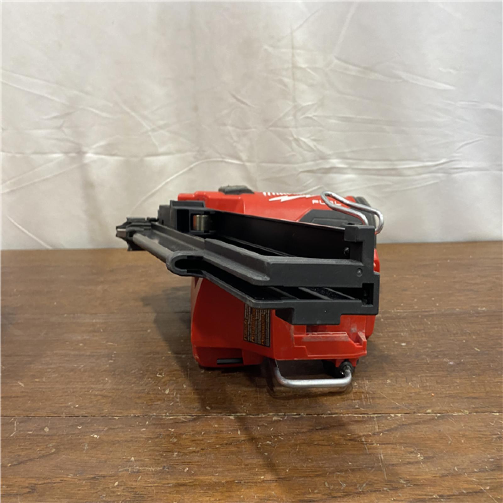 AS-IS Milwaukee 2744-20 M18 FUEL 21-Degree Cordless Framing Nailer (Tool Only)