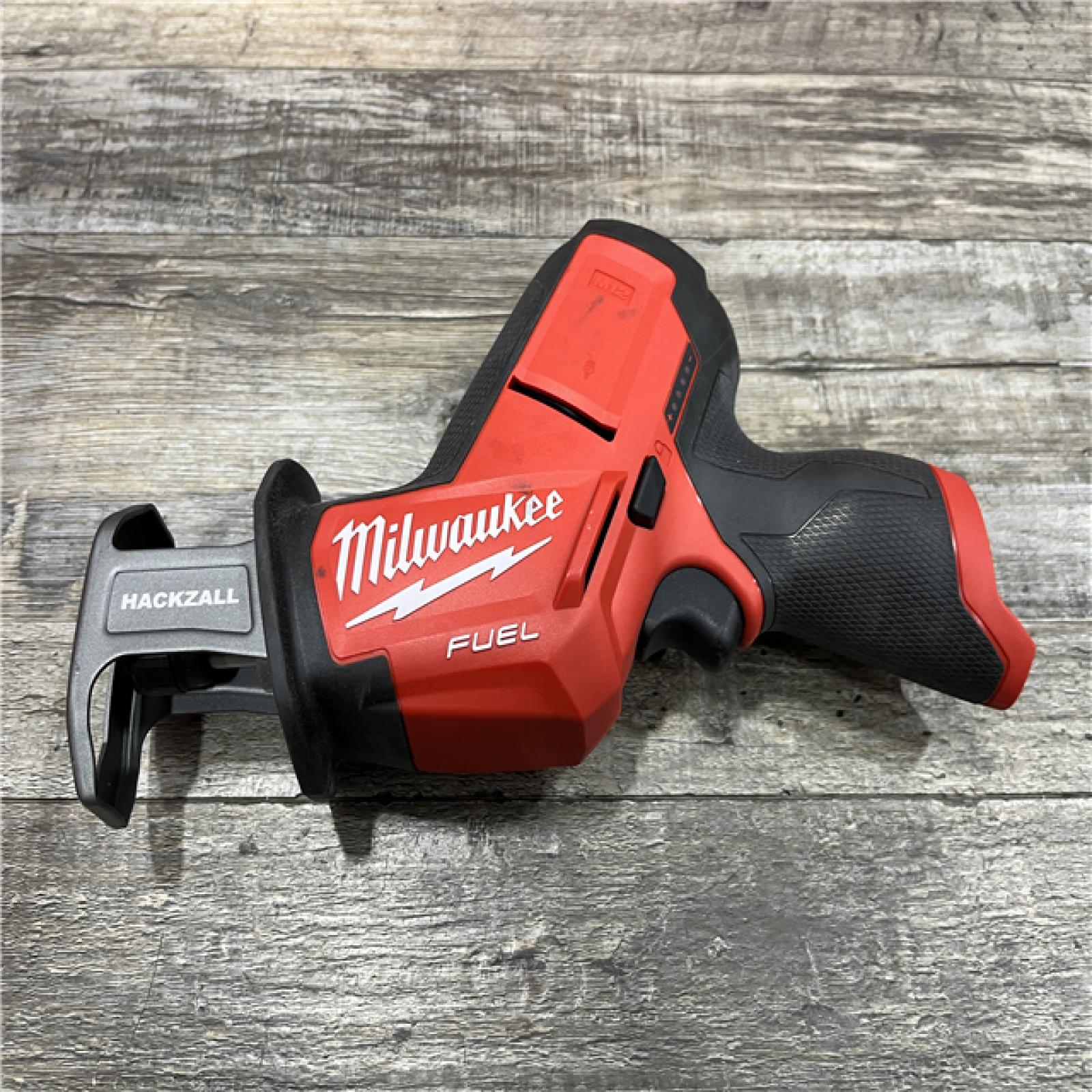 AS-IS Milwaukee FUEL 12V Lithium-Ion Brushless Cordless HACKZALL Reciprocating Saw Kit