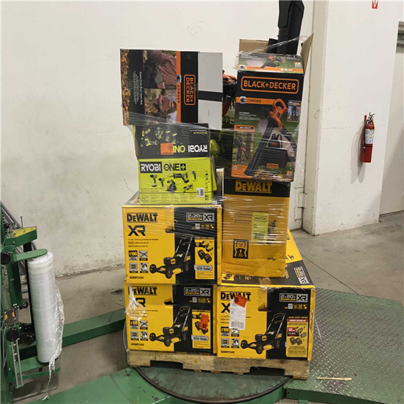 Dallas Location - As-Is Tool Pallet