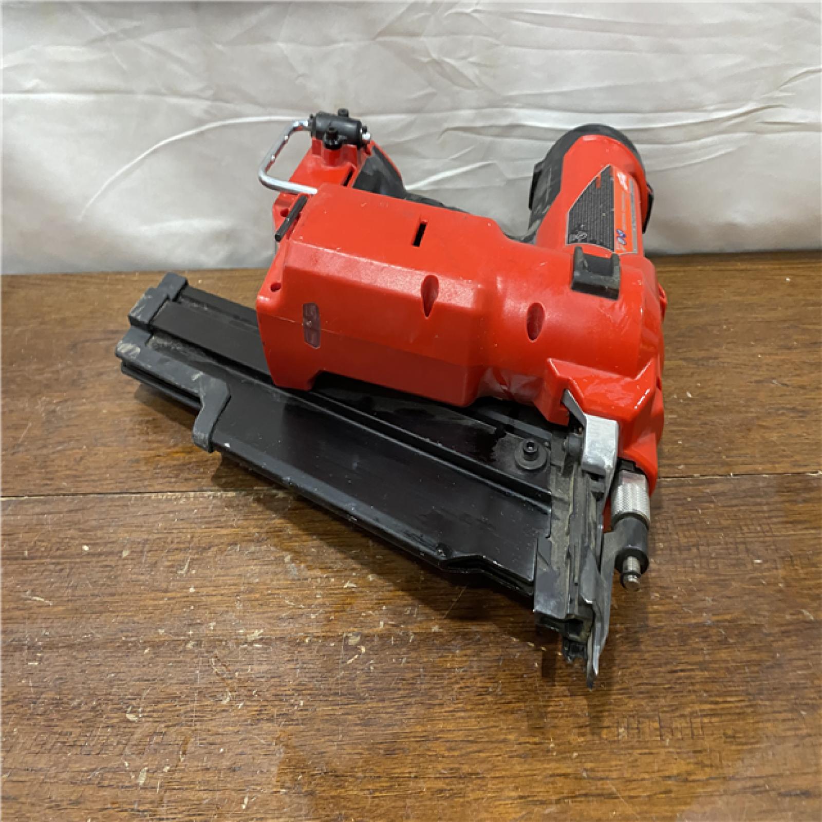 AS-IS Milwaukee 2744-20 M18 FUEL 3-1/2 in. 18-Volt 21-Degree Lithium-Ion Brushless Cordless Framing Nailer (Tool-Only)