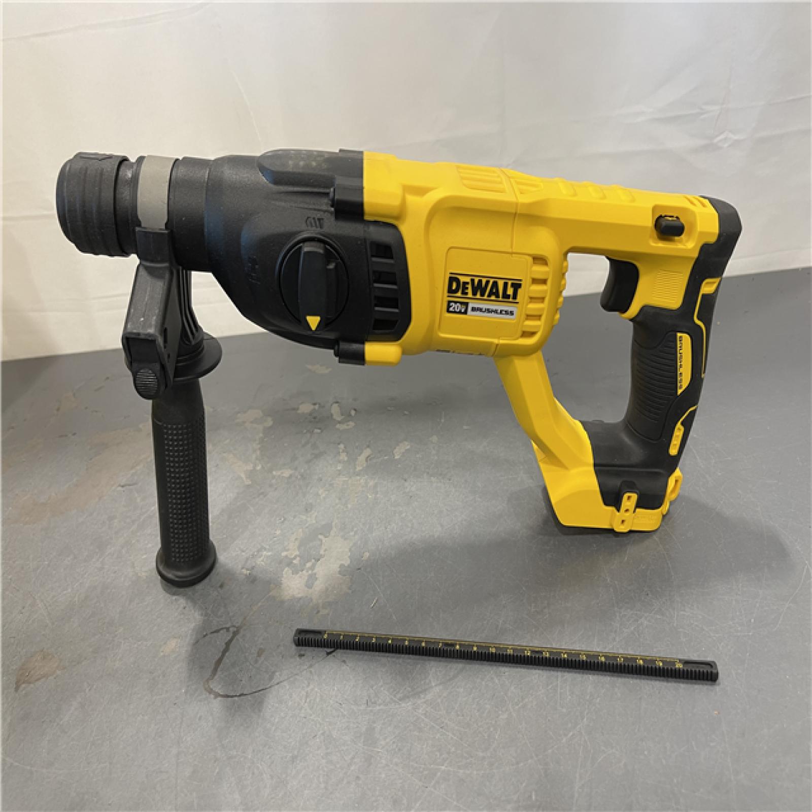 AS-IS - DeWalt 20V MAX Cordless Brushless 1 in. SDS Plus D-Handle Concrete and Masonry Rotary Hammer