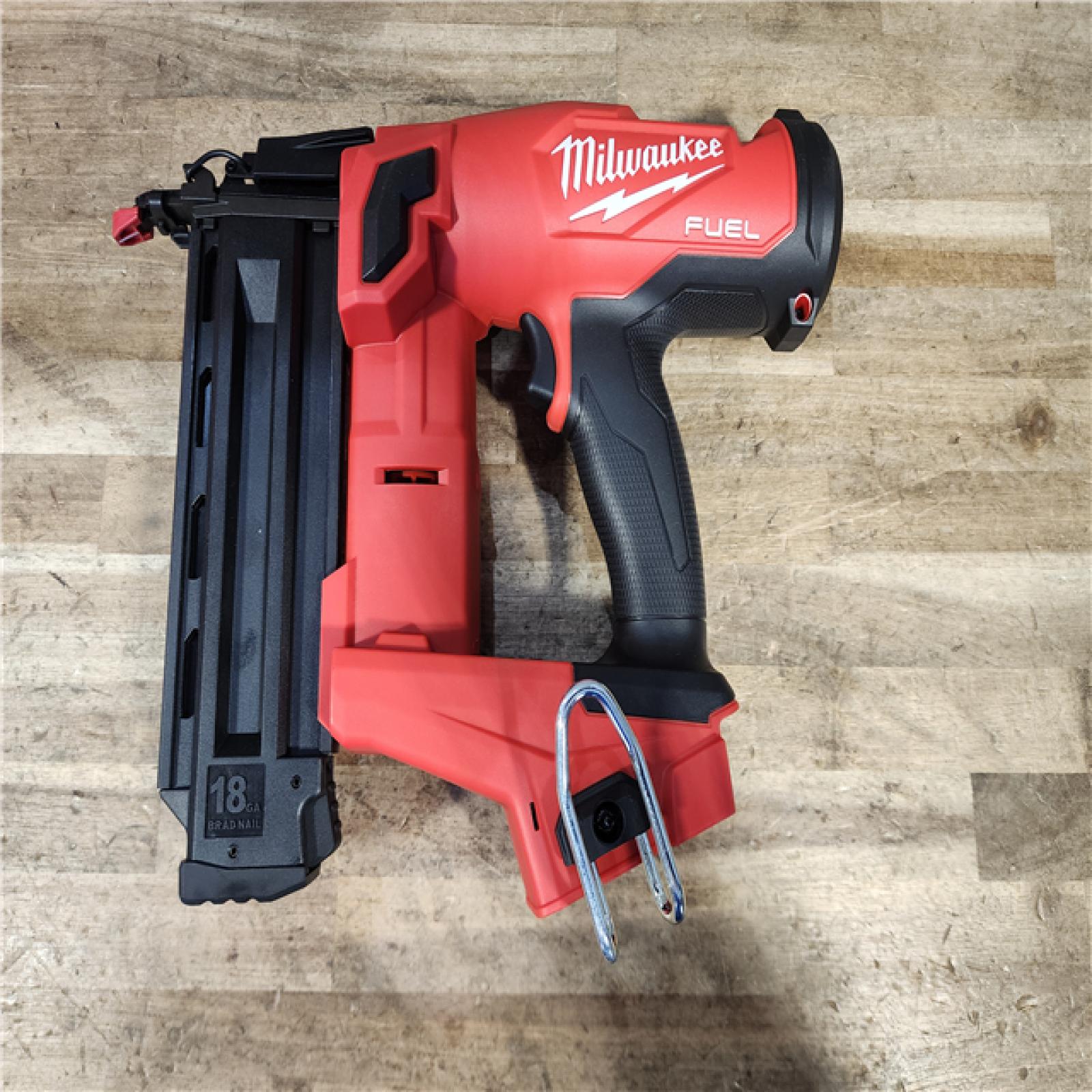 HOUSTON LOCATION - AS-IS (APPEARS LIKE NEW) Milwaukee FUEL 18-Volt Lithium-Ion Brushless Cordless 18-Gauge Brad Nailer (Tool-Only)