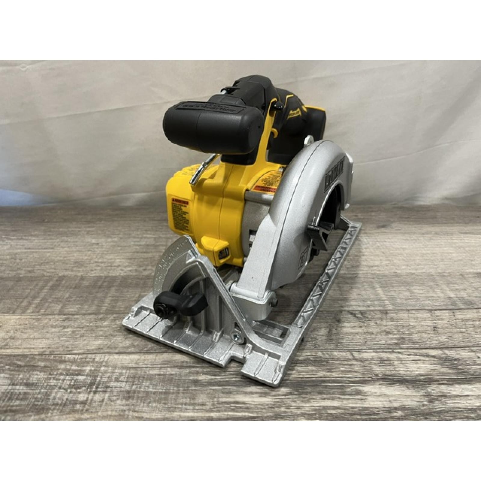 AS-IS DEWALT 20V MAX Cordless Brushless 6-1/2 in. Sidewinder Style Circular Saw (Tool Only)