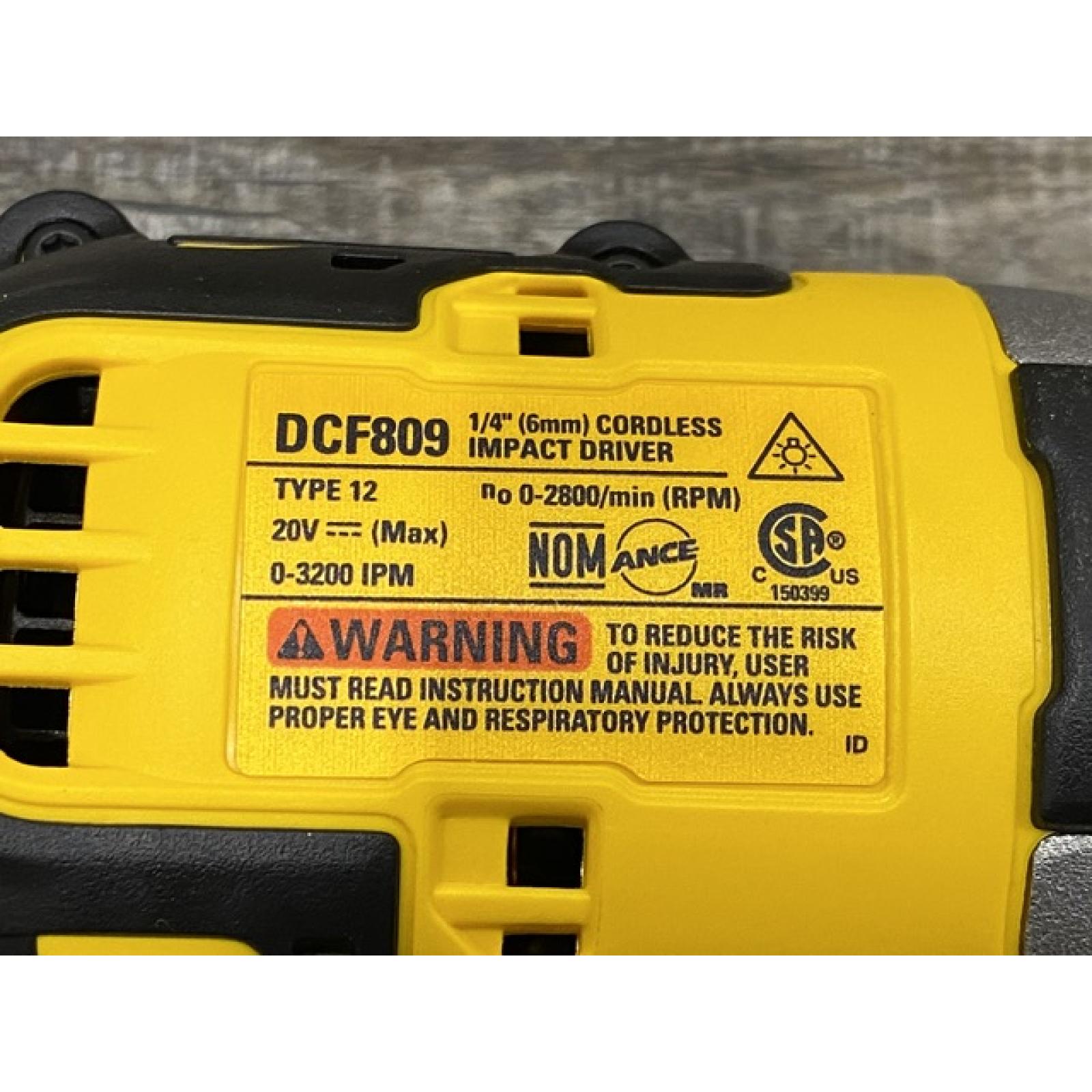 AS-IS DEWALT Atomic 20V Max Lithium-Ion Brushless Cordless Compact 1/4 in. Impact Driver Kit