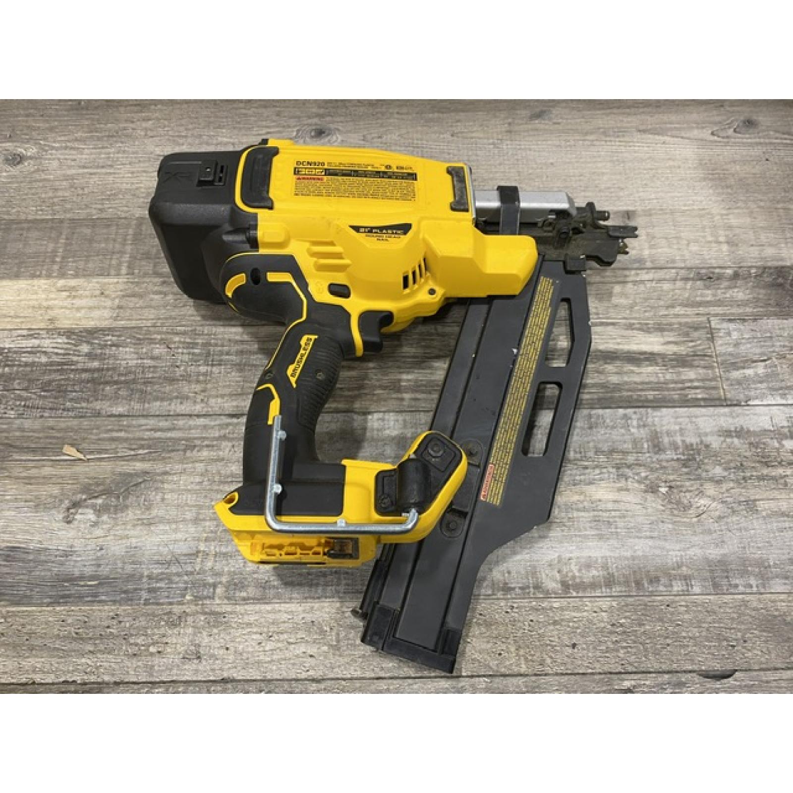 AS-IS DEWALT 20-Volt 21° Cordless Framing Nailer (Tool-Only)