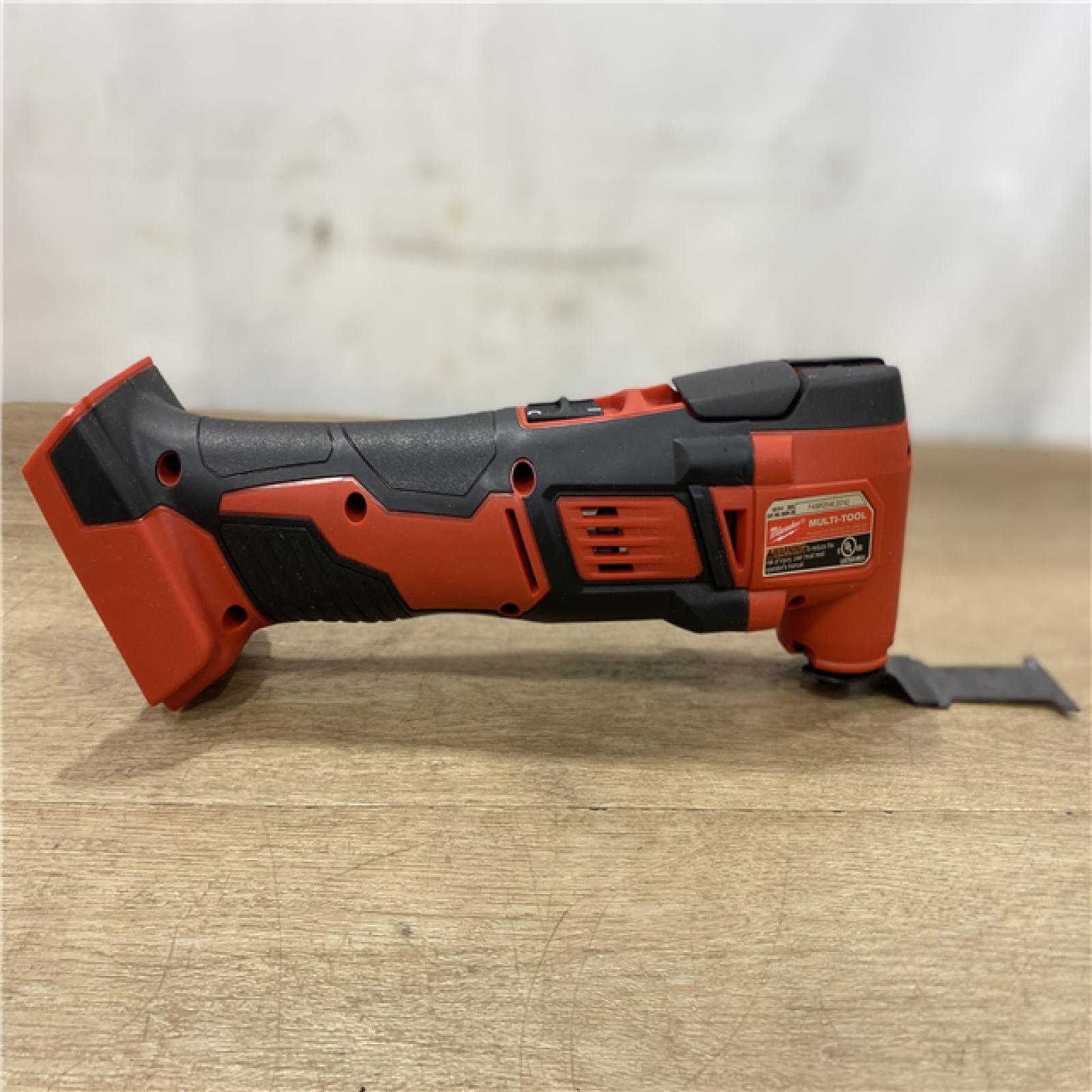 AS-IS Milwaukee 18V Lithium-Ion Cordless Oscillating Multi-Tool (Tool-Only)