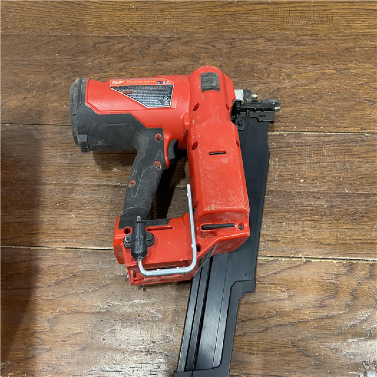 AS-IS Milwaukee 2744-20 M18 FUEL 21-Degree Cordless Framing Nailer (Tool Only)