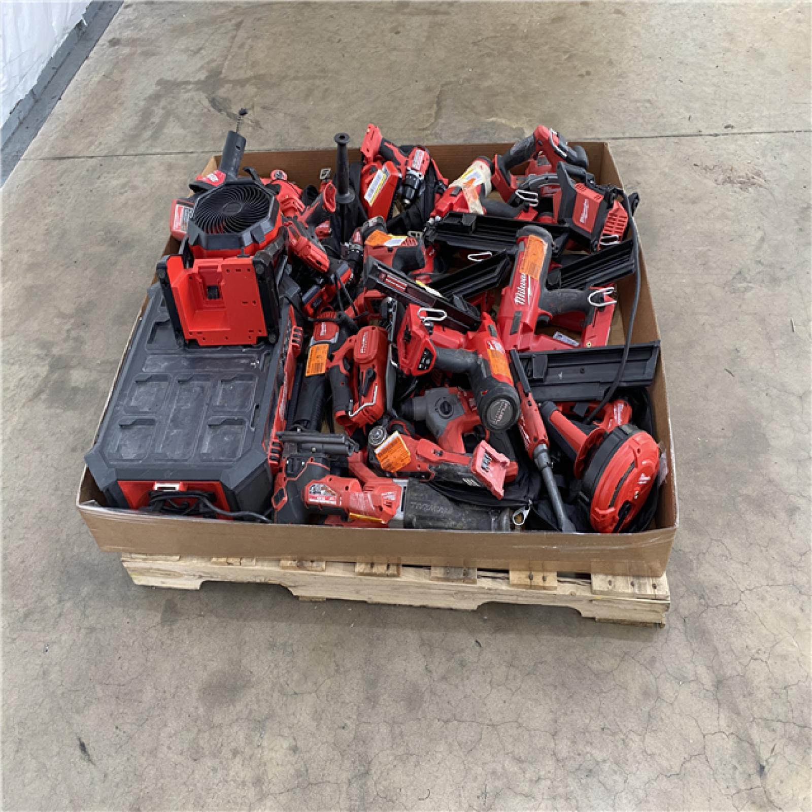 Houston Location AS IS - Tool Pallet