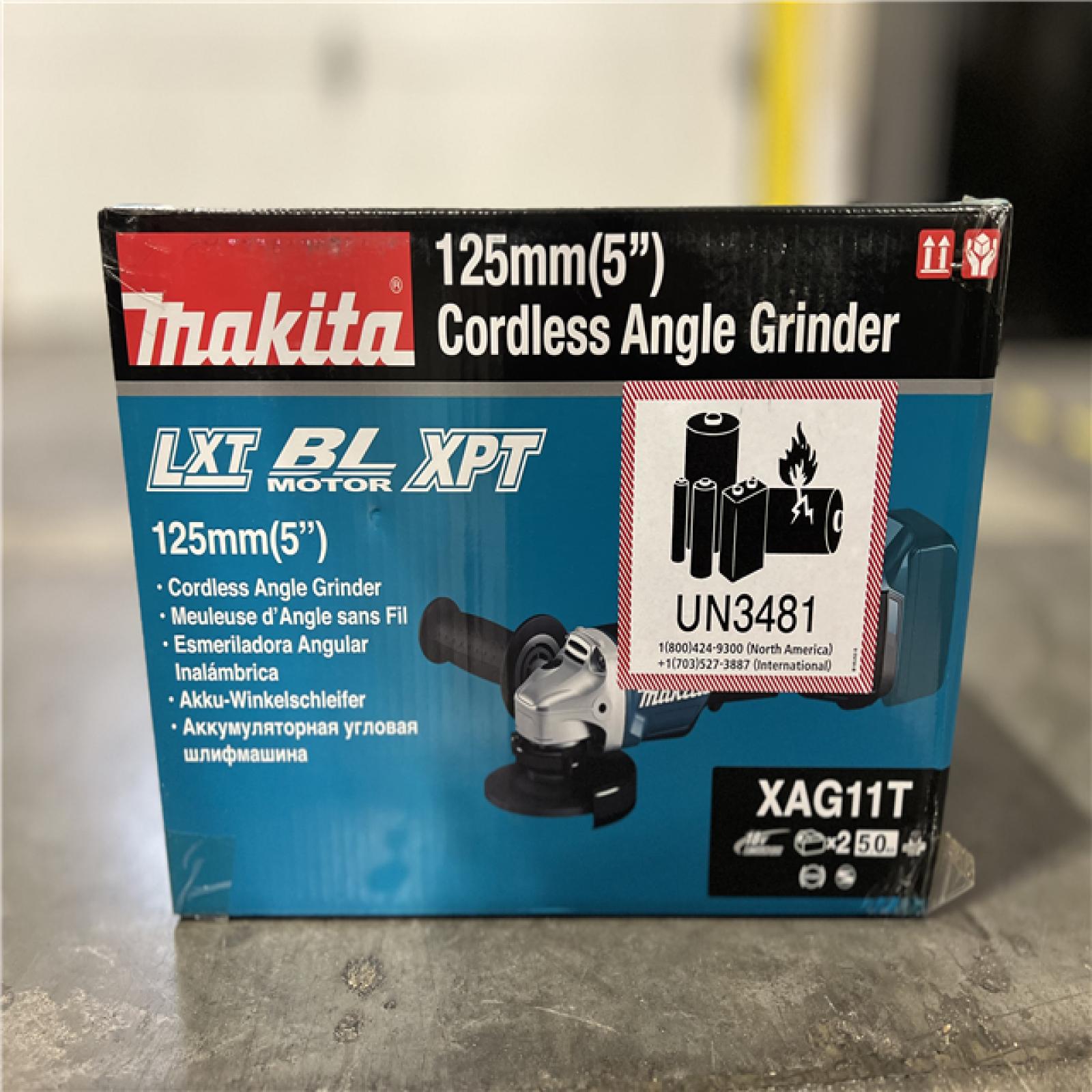 NEW!- Makita 18V 5.0Ah LXT Lithium-Ion Brushless Cordless 4-1/2 in. /5 in. Paddle Switch Cut-Off/Angle Grinder Kit