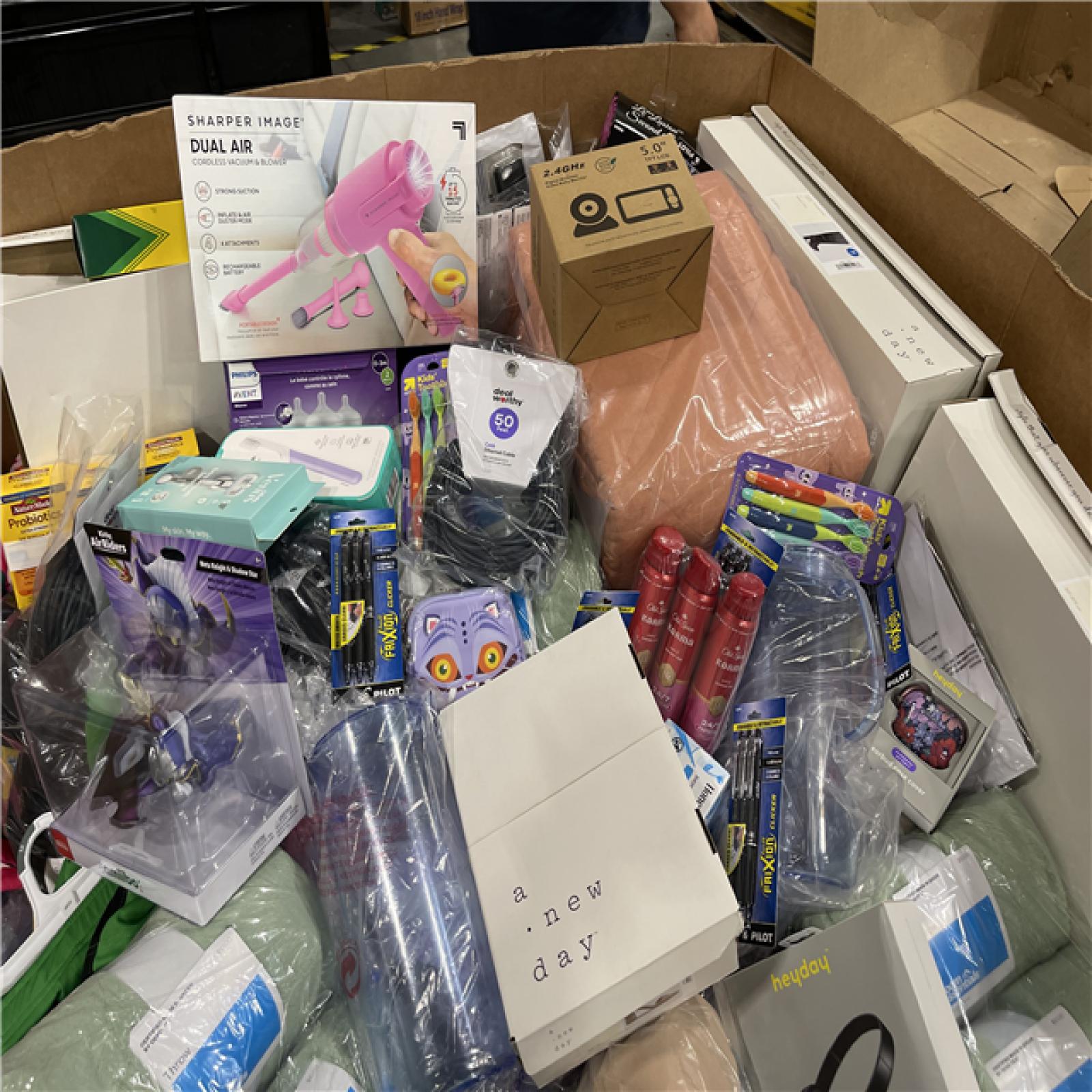 DALLAS LOCATION- NEW!- BULLSEYE MIXED PALLET