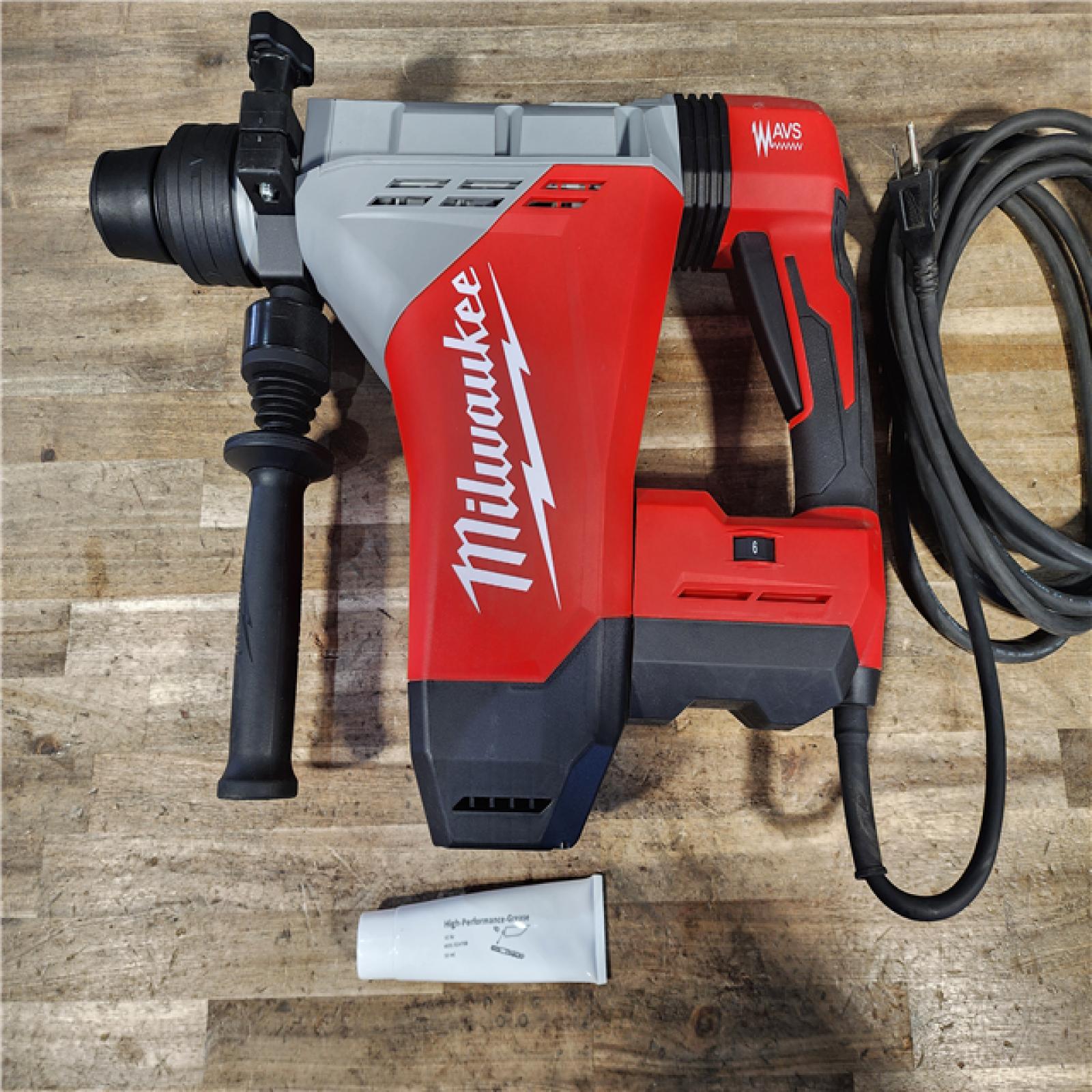 HOUSTON LOCATION - AS-IS MILWAUKEE 1-3/4 in. SDS-MAX Rotary Hammer