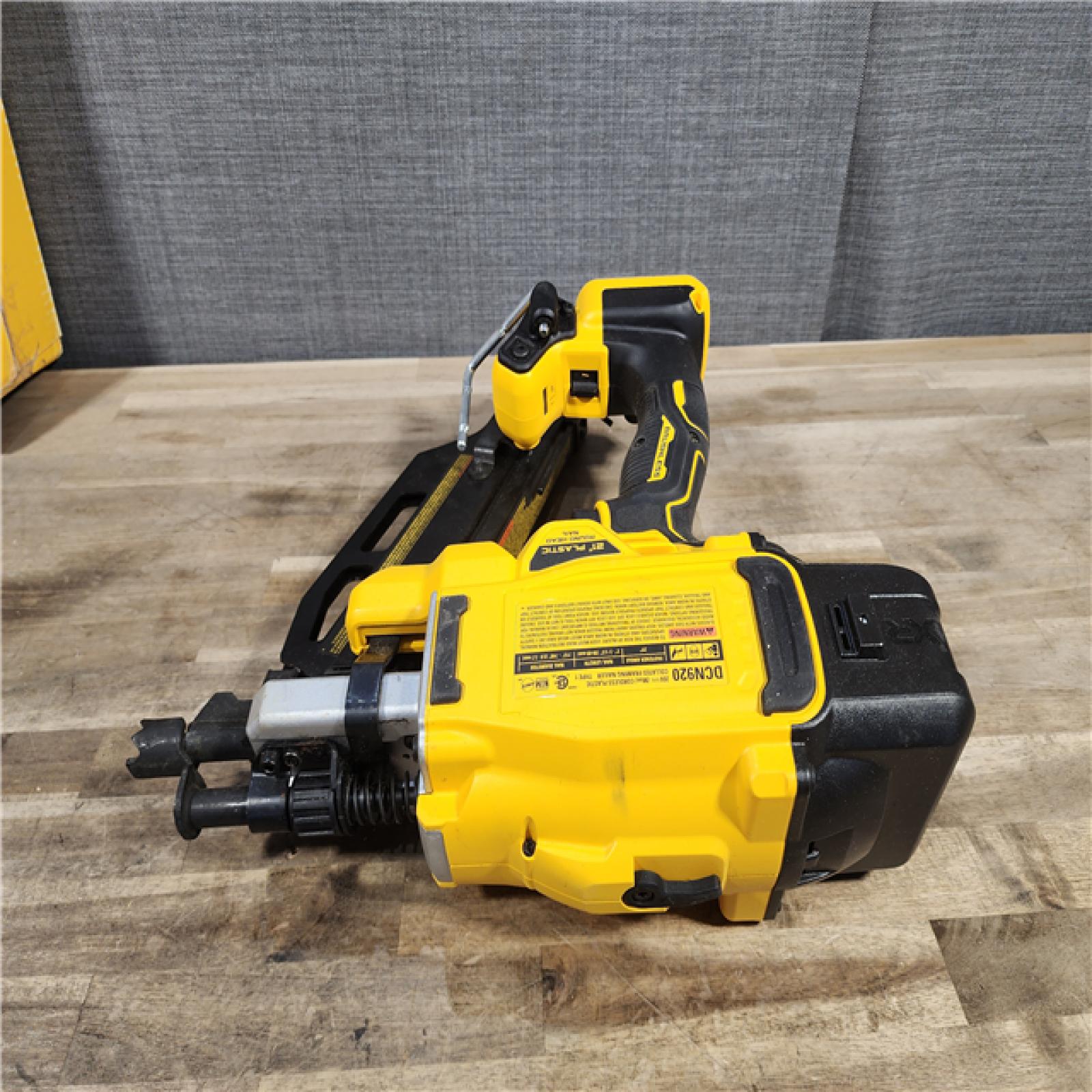 HOUSTON LOCATION - AS-IS DEWALT 20-Volt 21° Cordless Framing Nailer (Tool-Only)