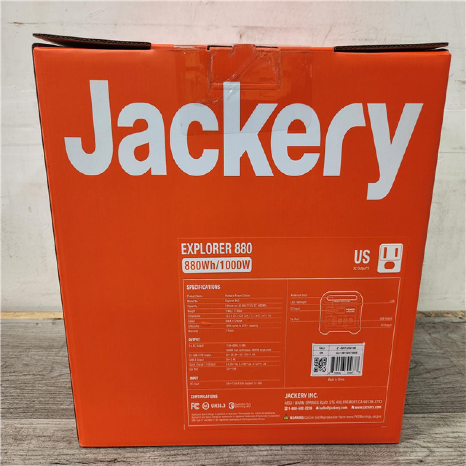 Phoenix Location NEW Jackery Explorer 880, 880Wh/1000W Model No: Explorer 880