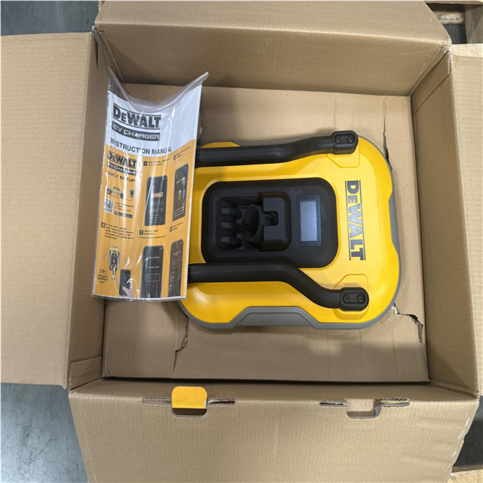 CALIFORNIA AS IS DEWALT EV CHARGER 48AMP DXPAEV048