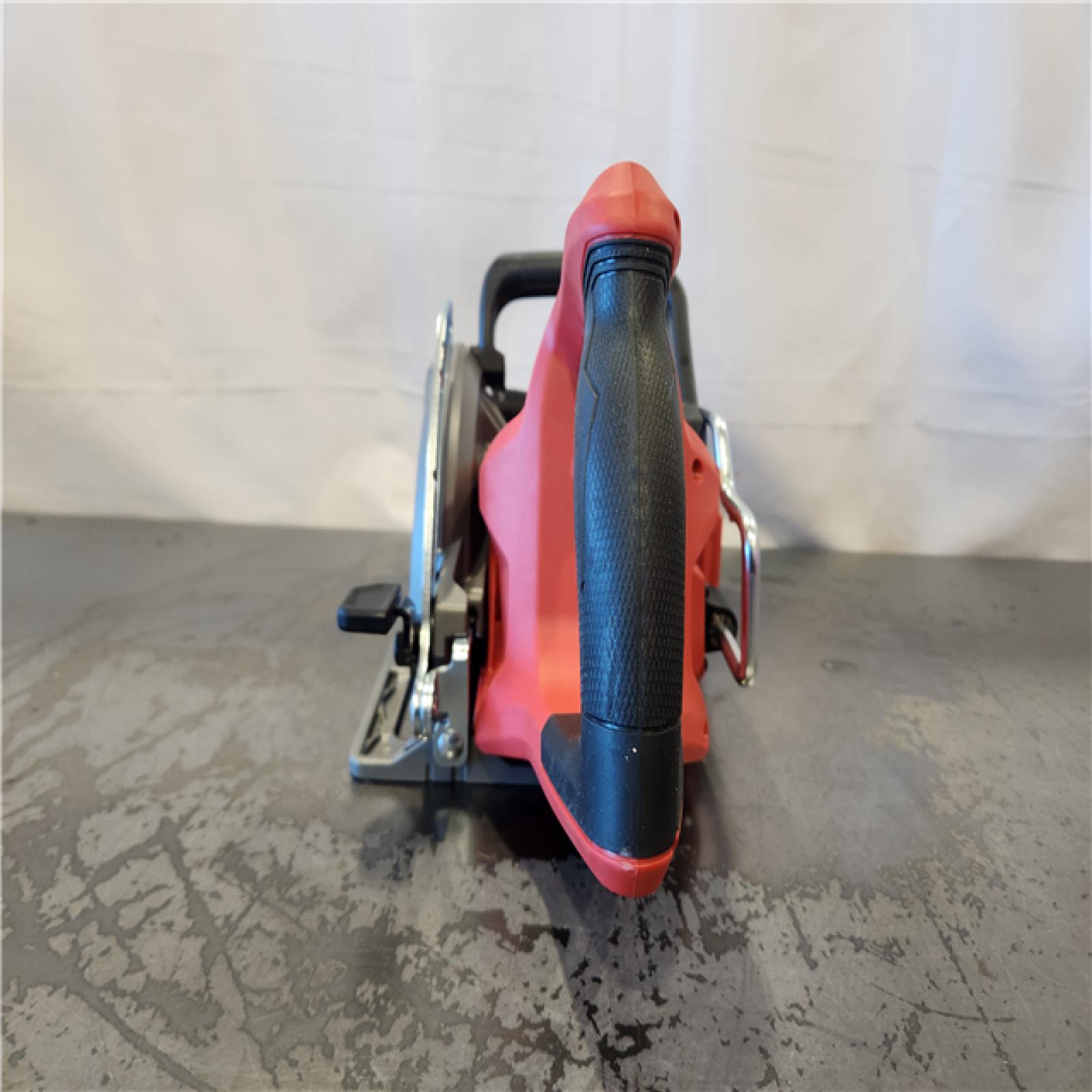 AS-IS- M18 FUEL 18V Lithium-Ion Cordless 7-1/4 in. Rear Handle Circular Saw Kit with FORGE 12.0 Ah Battery and Rapid Charger