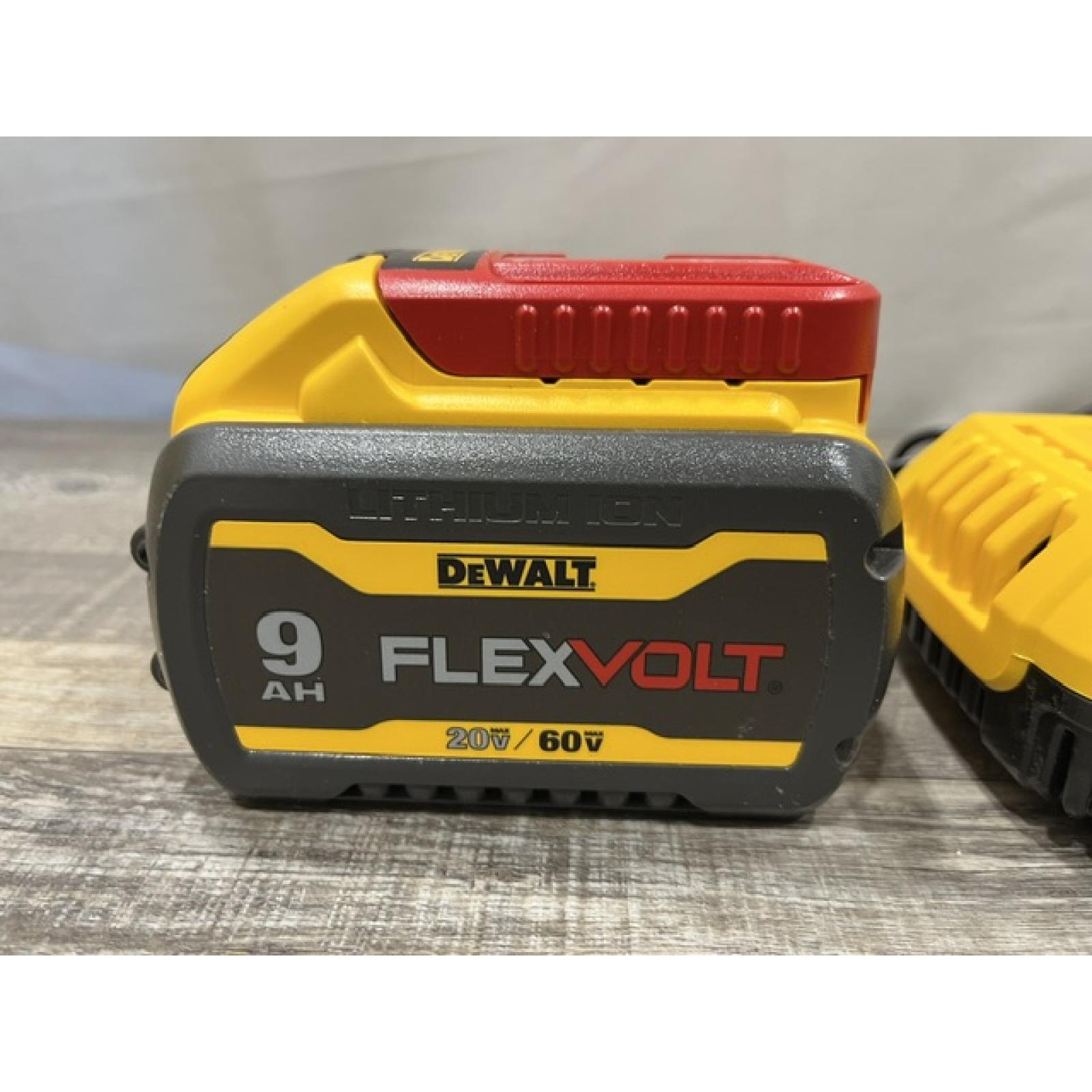 AS-IS DEWALT 20V/60V MAX FLEXVOLT Lithium-Ion 9.0Ah Battery and Charger Starter Kit