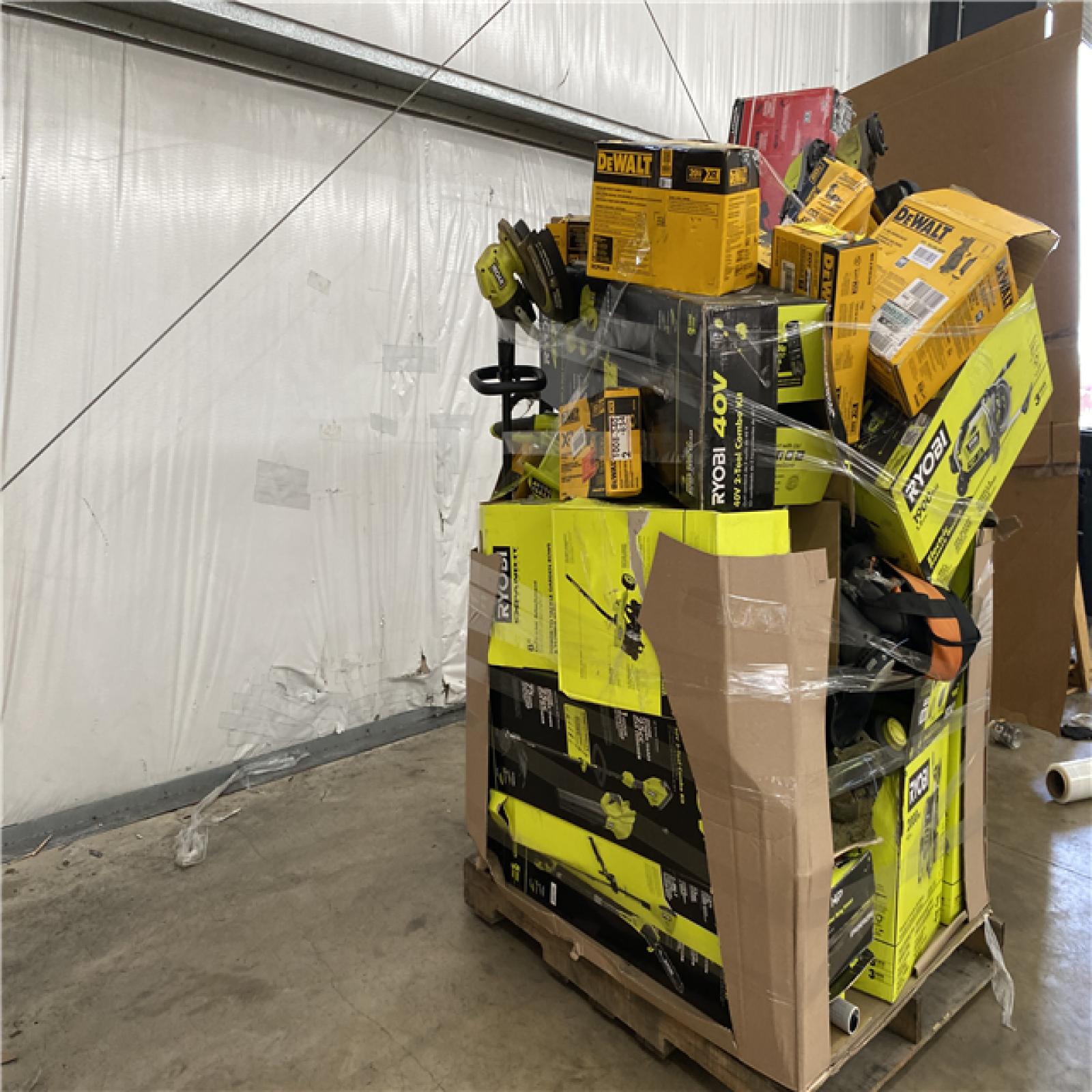 Houston Location AS IS - Tool Pallet