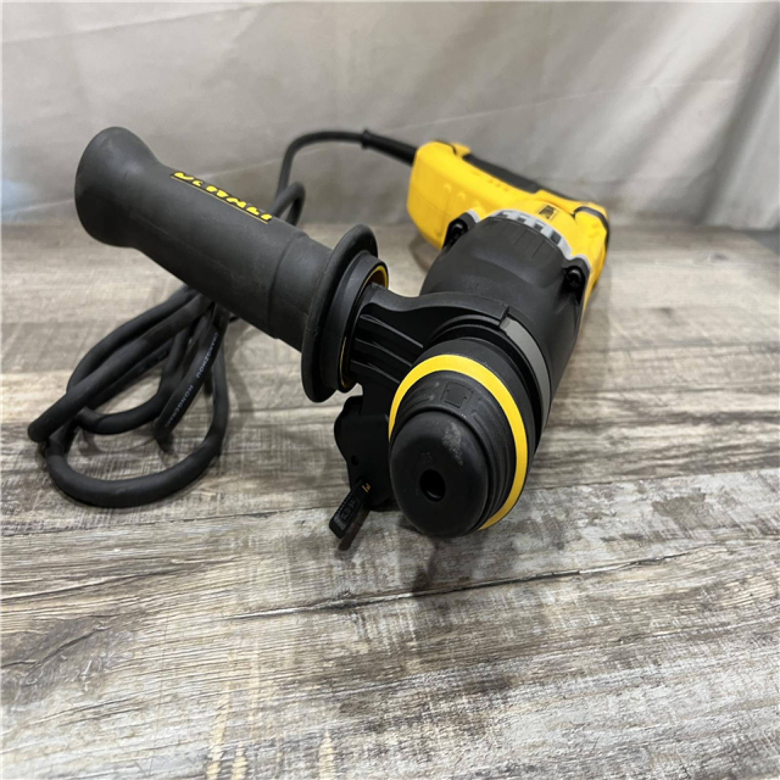 AS-IS DEWALT 8.5 Amp 1-1/8 in. Corded SDS-plus D-Handle Concrete/Masonry Rotary Hammer Drill