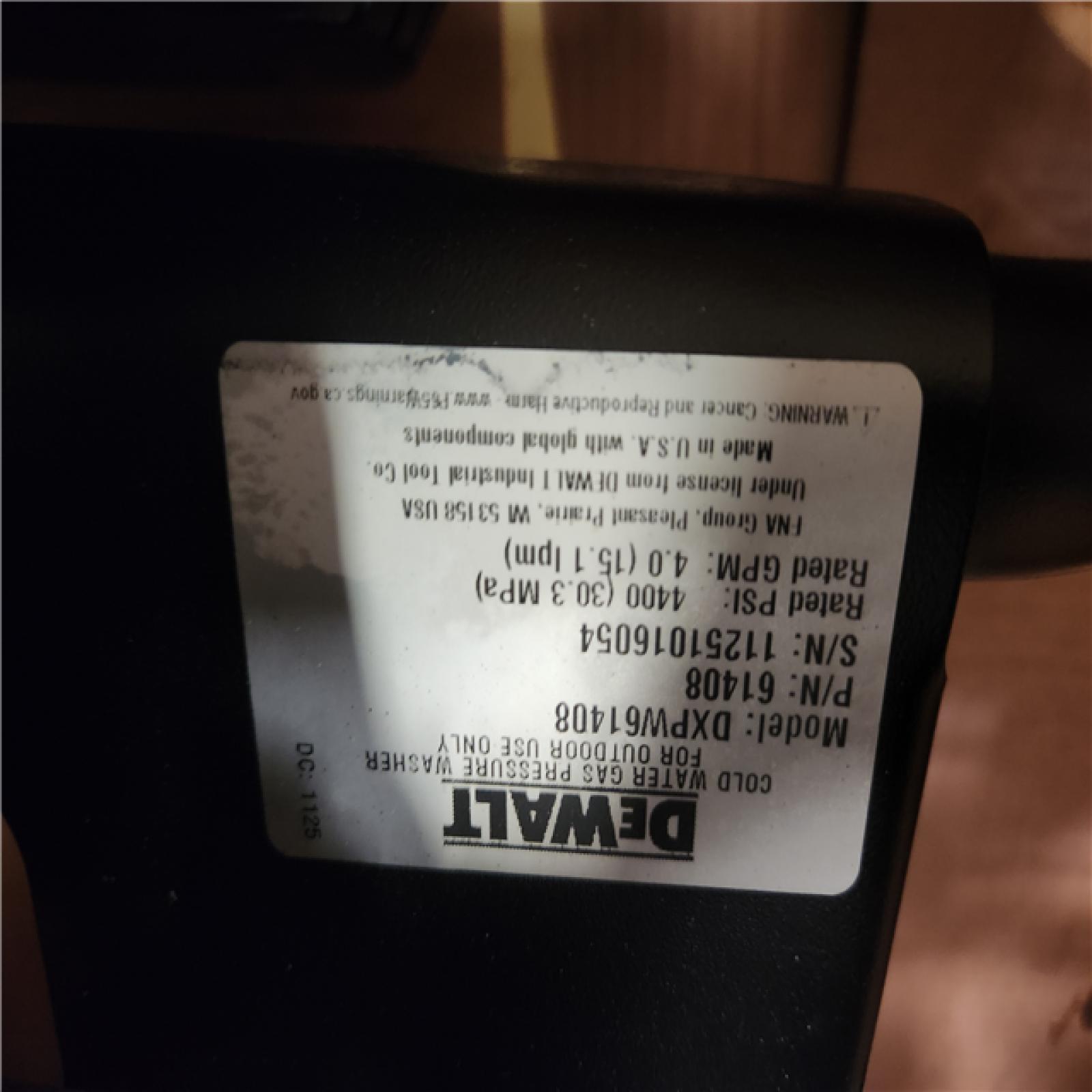 Phoenix NEW DEWALT 4400 PSI 4.0 GPM Gas Pressure Washer with 420cc Engine  Triplex Pump  Commercial Cold Water Power Washer